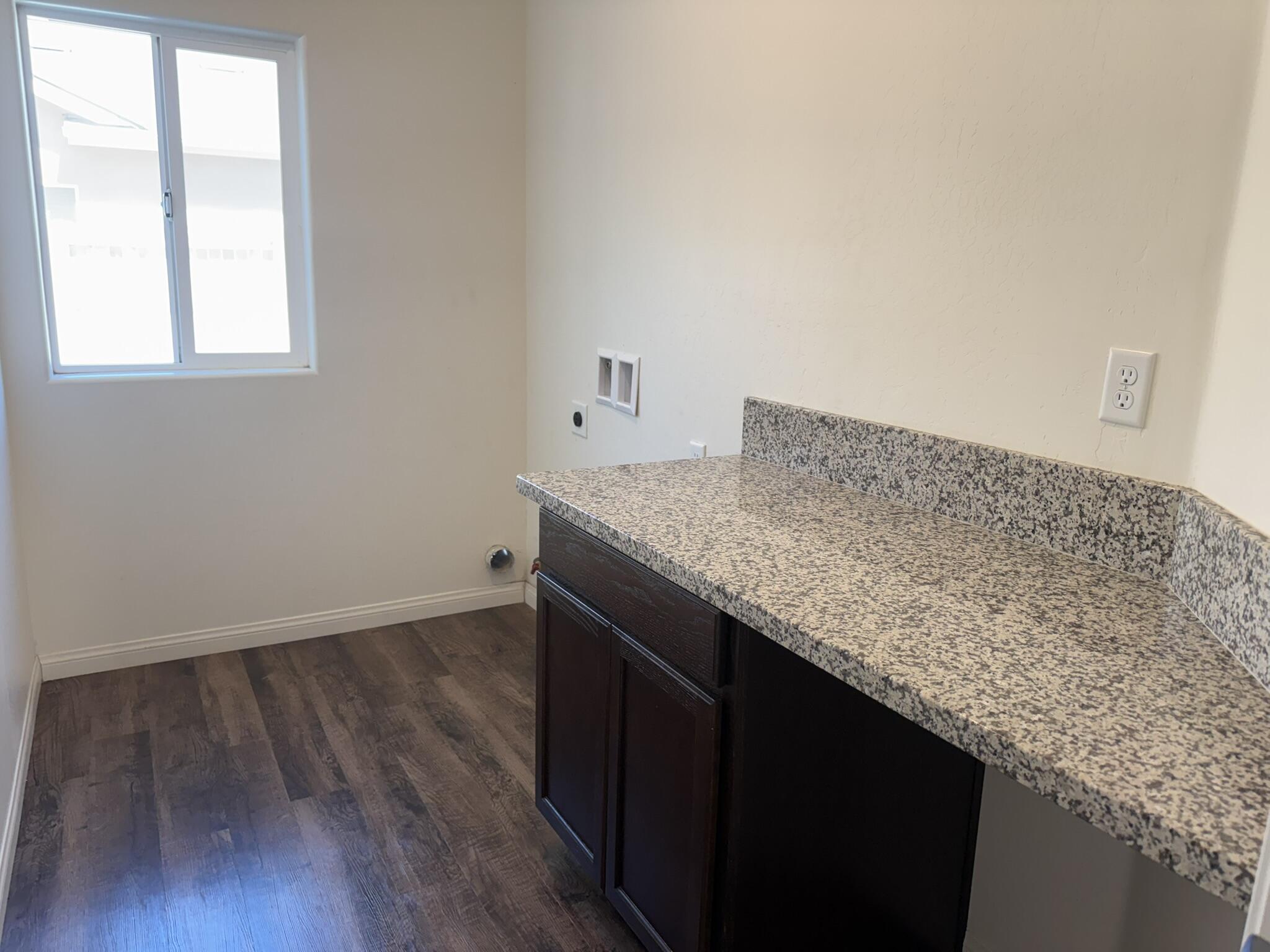 637 W Willow Oak Ave, Porterville, CA 93257