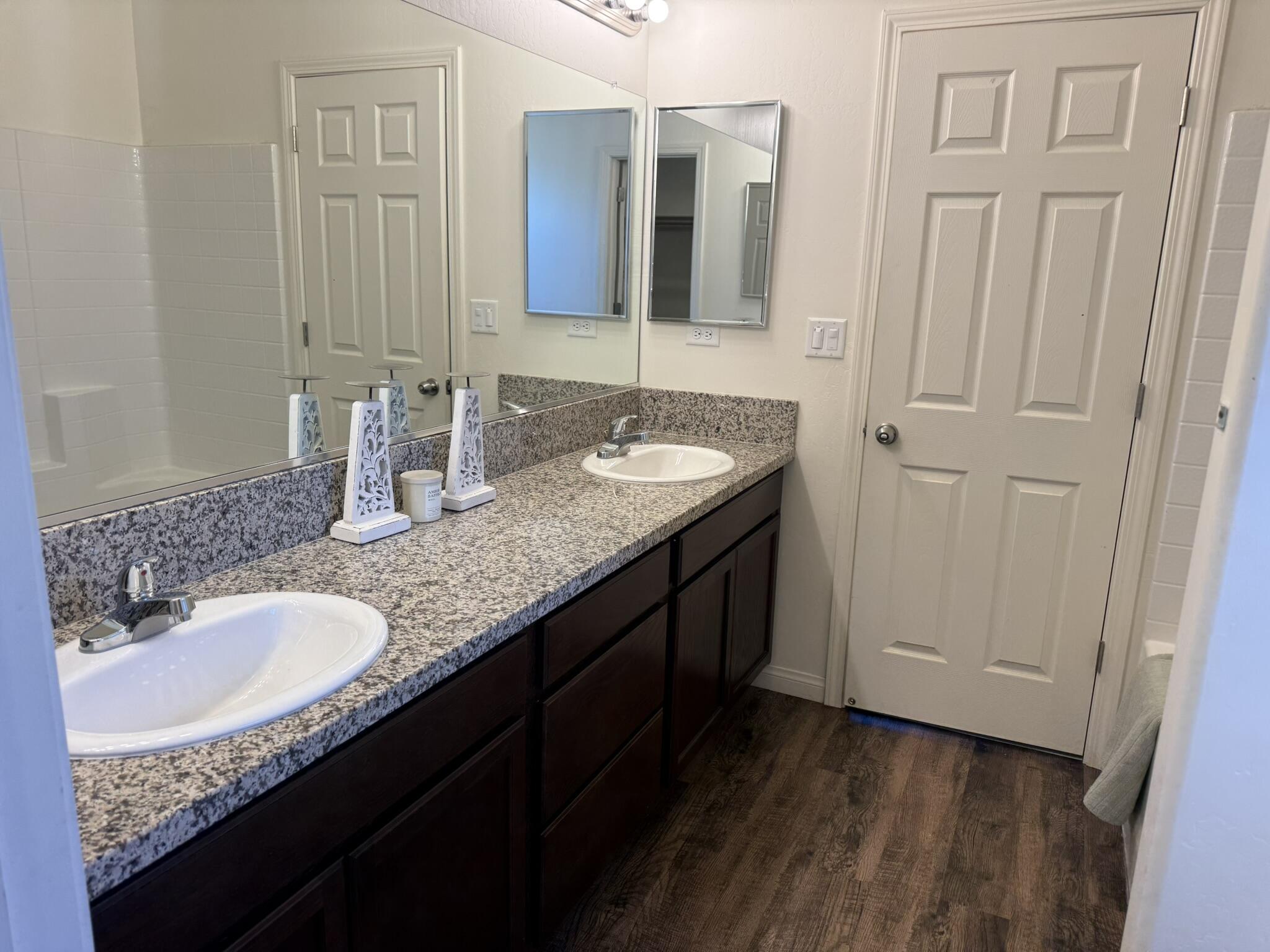 637 W Willow Oak Ave, Porterville, CA 93257