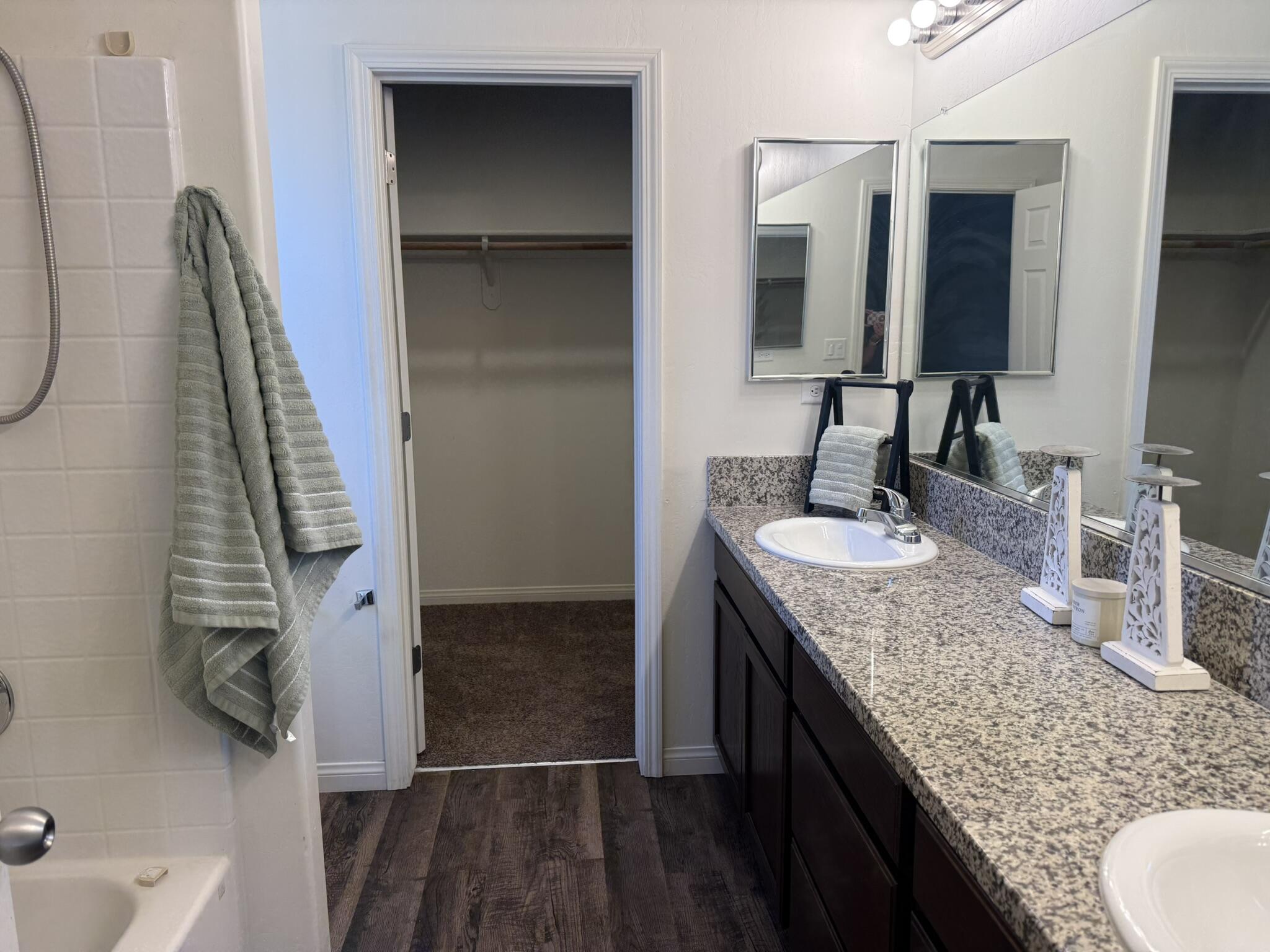 637 W Willow Oak Ave, Porterville, CA 93257