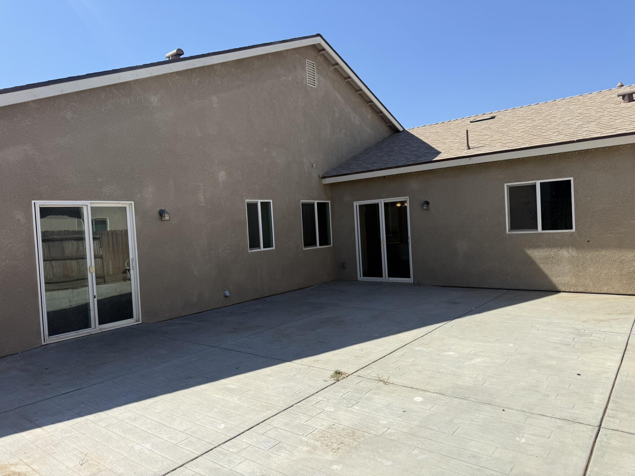 637 W Willow Oak Ave, Porterville, CA 93257