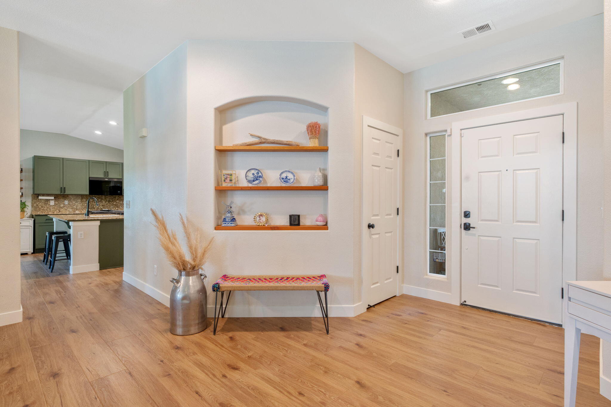 3306 W Taylor Ave, Visalia, CA 93291