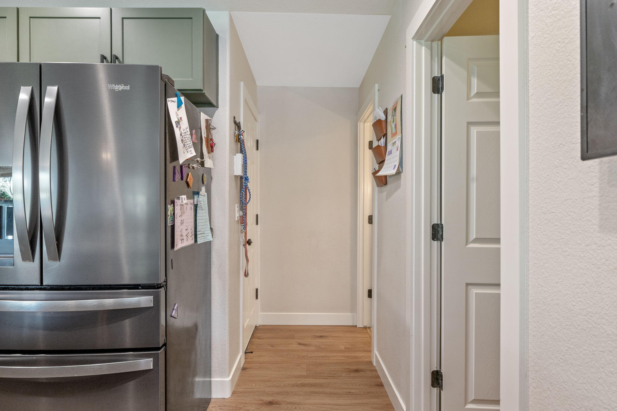3306 W Taylor Ave, Visalia, CA 93291