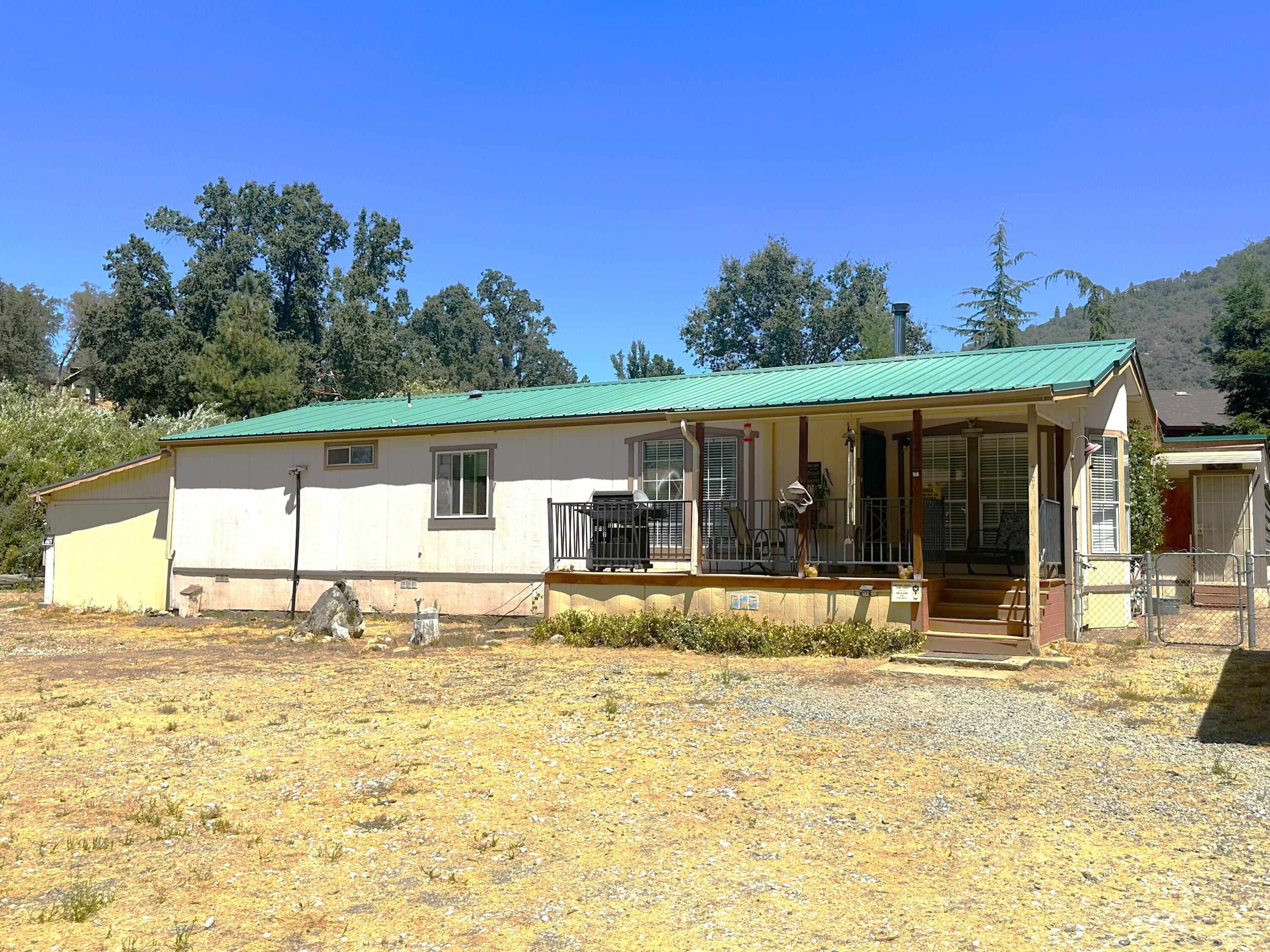 45130 Manter Meadow Dr, California Hot Springs, CA 93207
