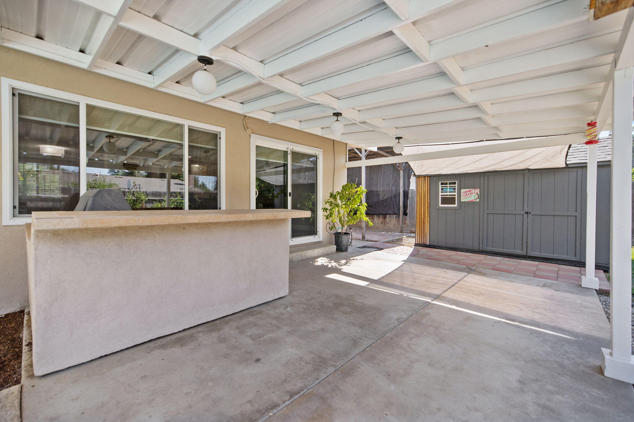 3500 W Hillsdale Ave, Visalia, CA 93291