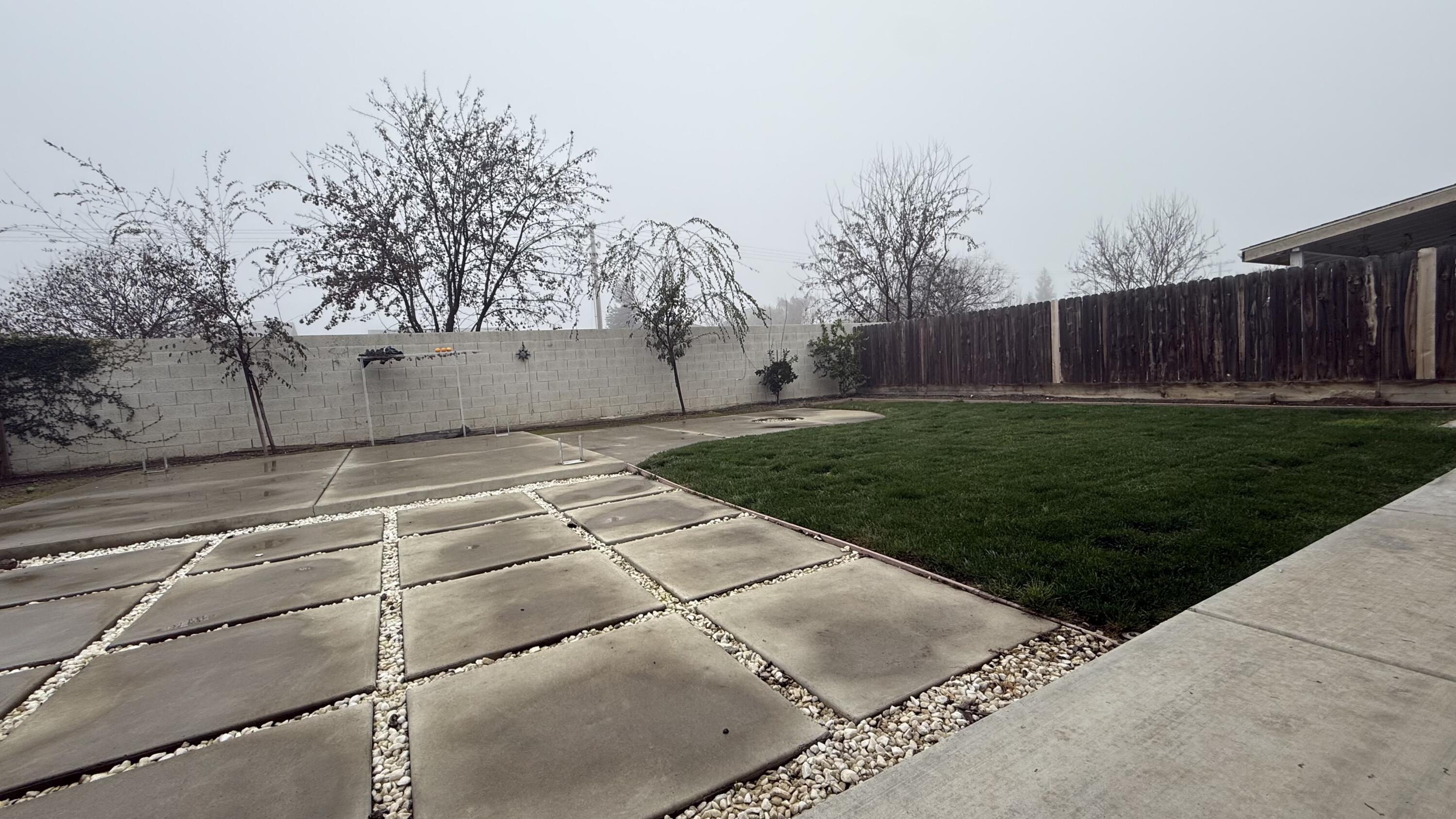2315 N Elm St, Visalia, CA 93291