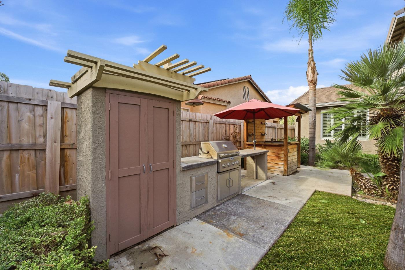 6229 W Ceres Ave, Visalia, CA 93291