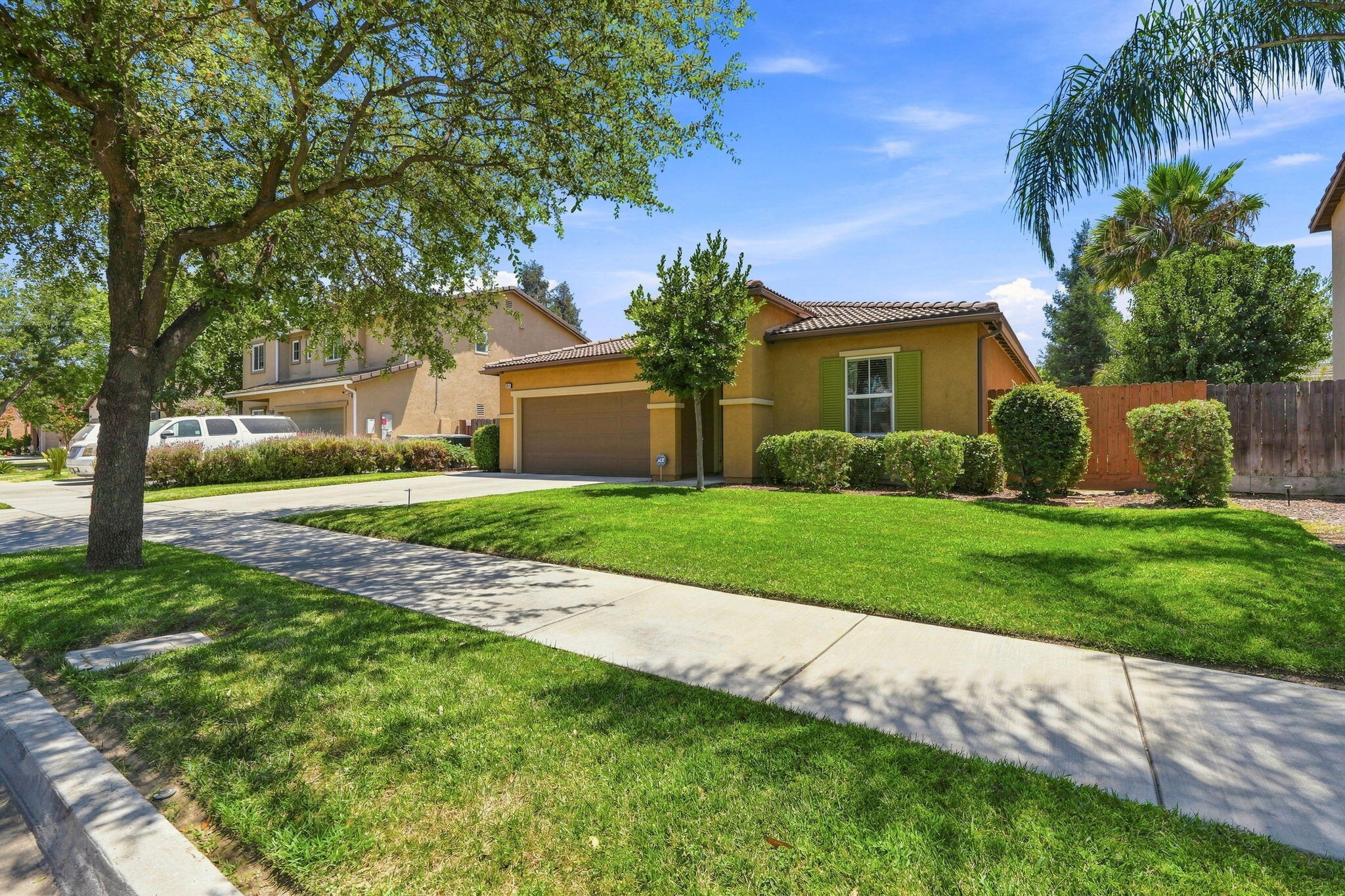 3911 W Buena Vista Ave, Visalia, CA 93291