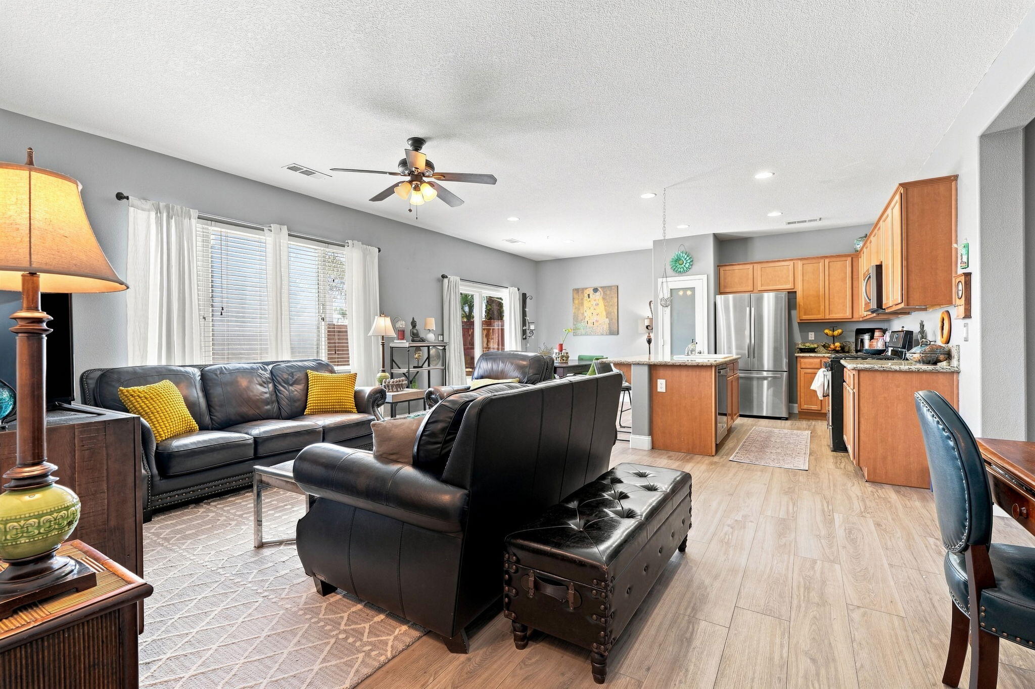 3911 W Buena Vista Ave, Visalia, CA 93291
