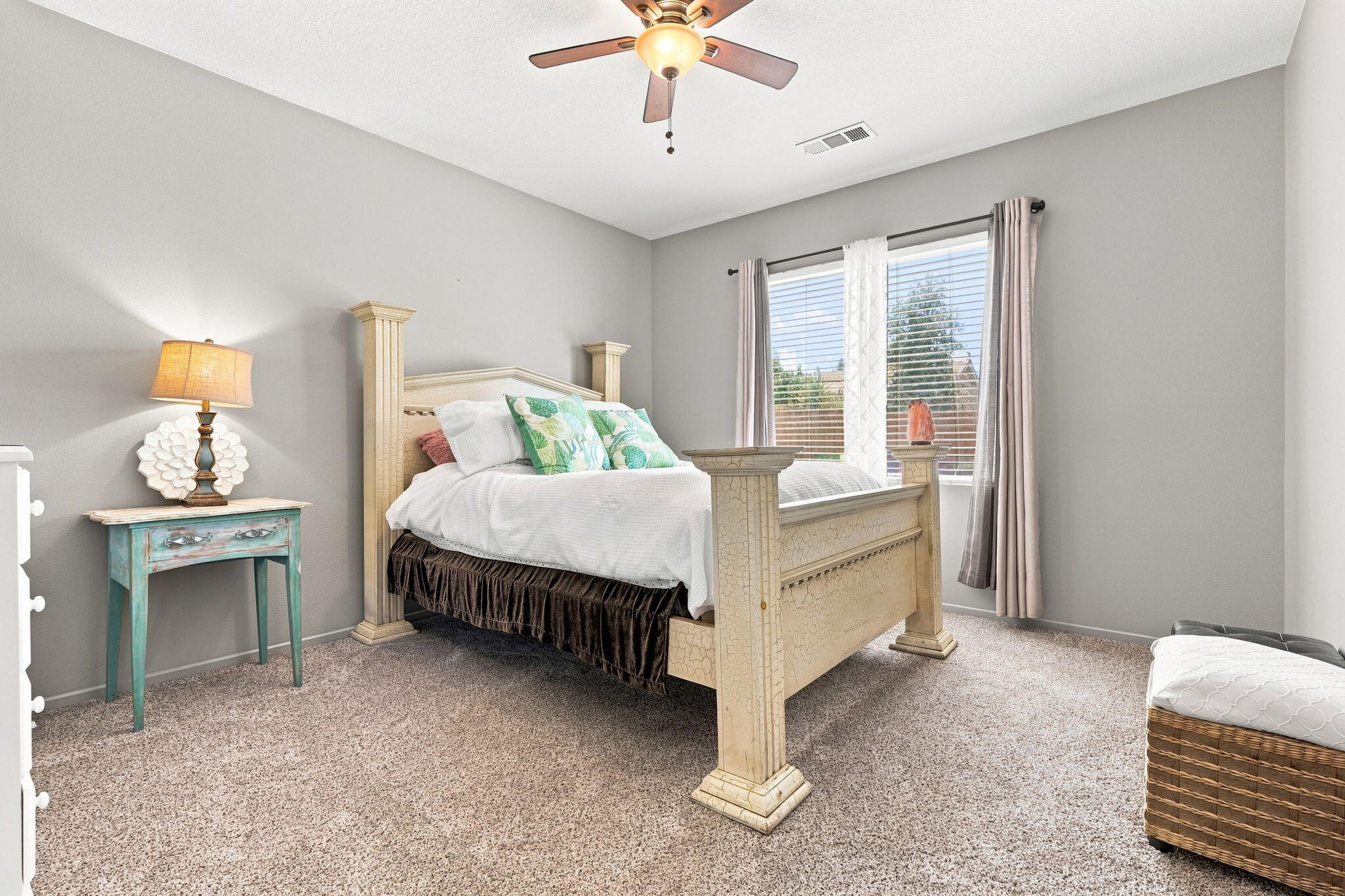 3911 W Buena Vista Ave, Visalia, CA 93291