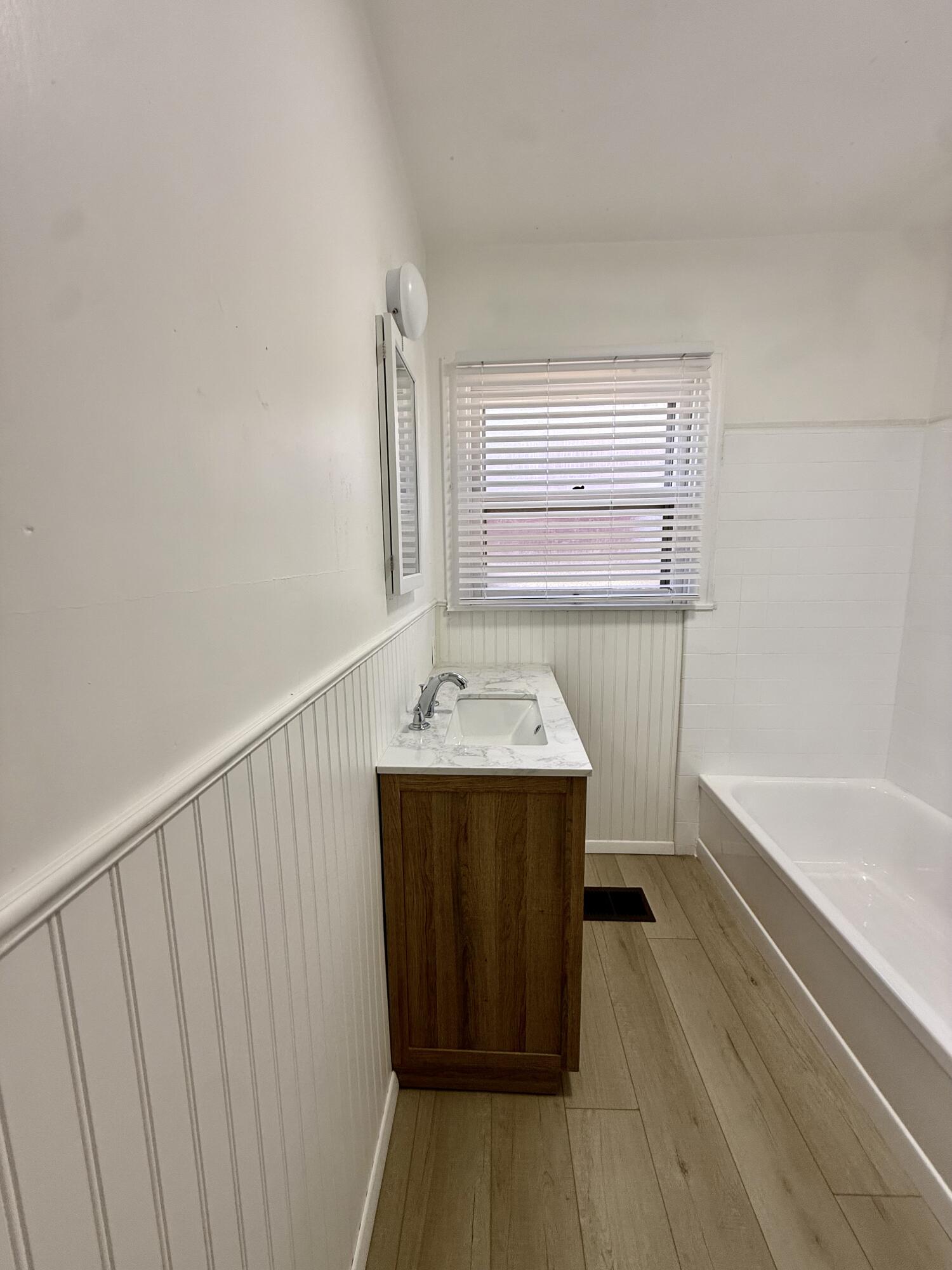 517 S Kaweah Ave, Exeter, CA 93221