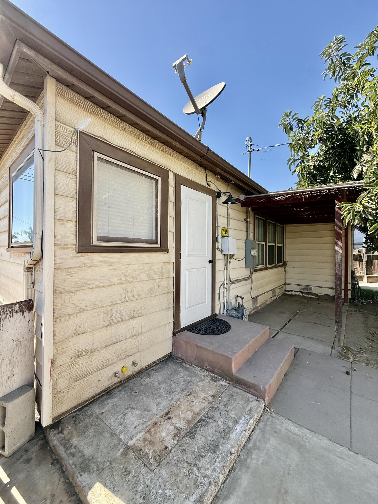 517 S Kaweah Ave, Exeter, CA 93221
