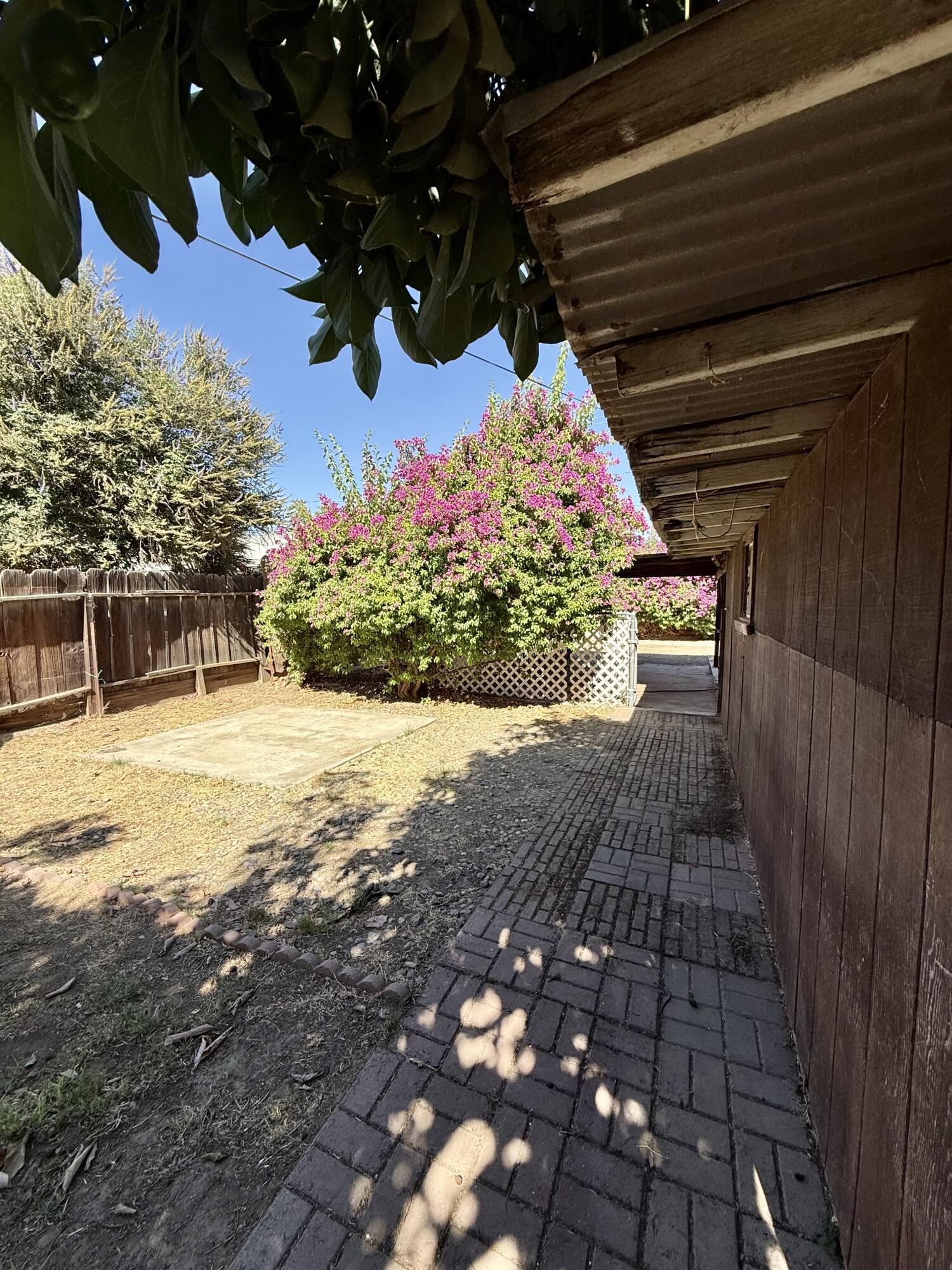 517 S Kaweah Ave, Exeter, CA 93221