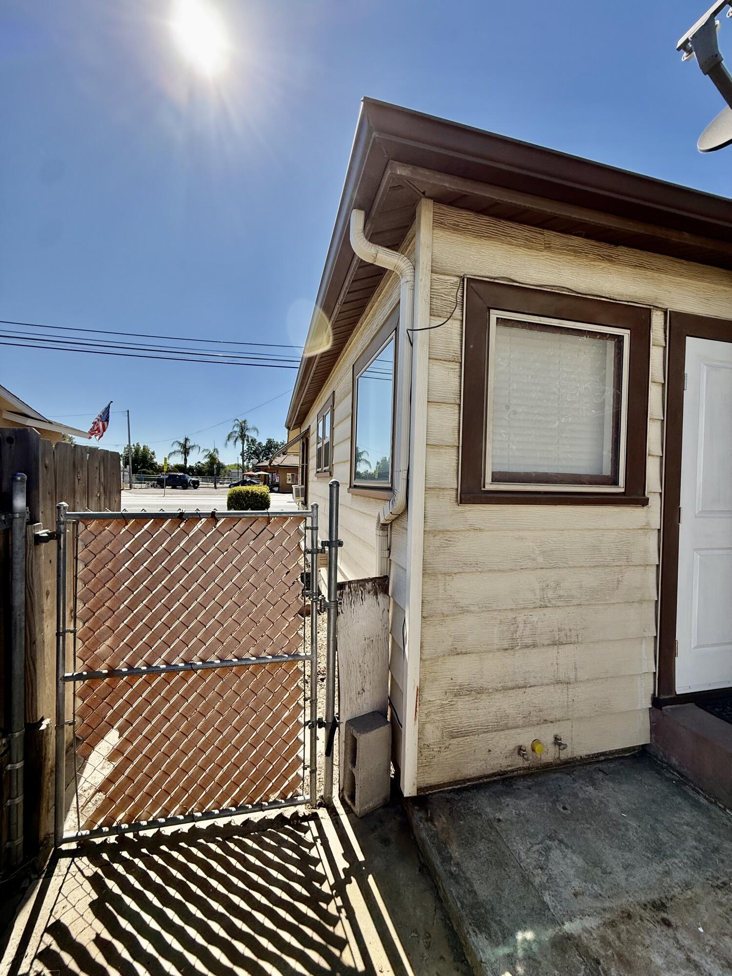517 S Kaweah Ave, Exeter, CA 93221