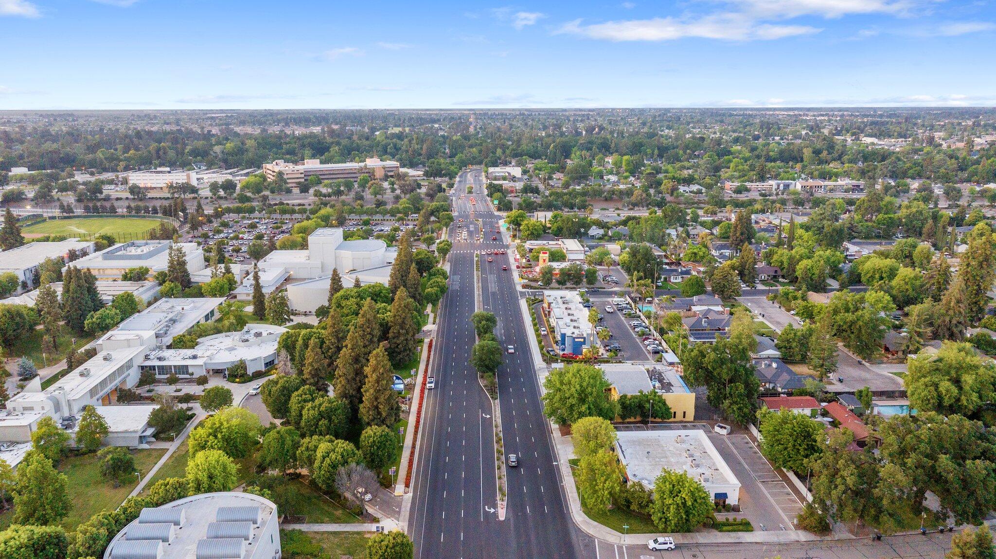 750 S Mooney Blvd, Visalia, CA 93277
