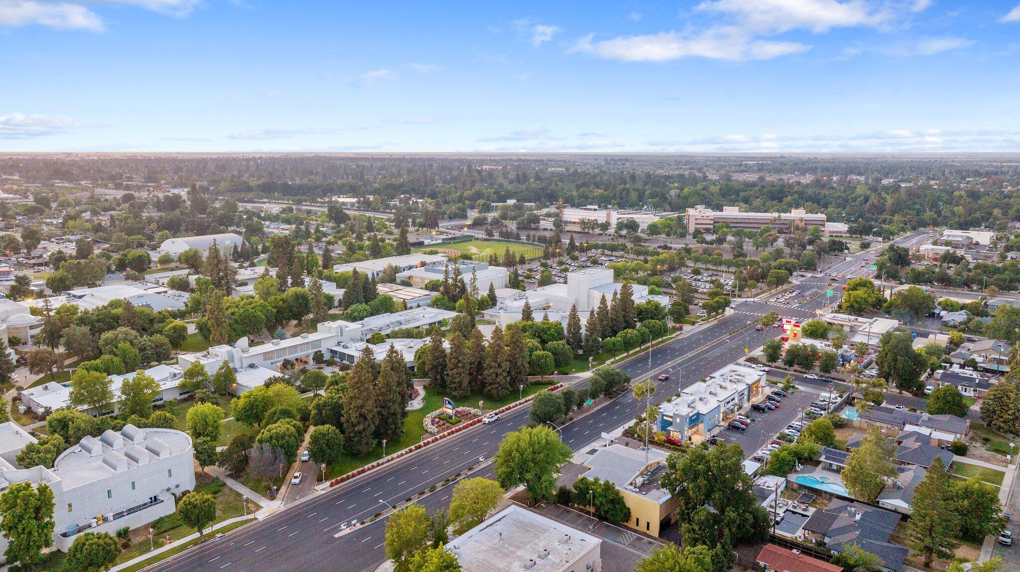 750 S Mooney Blvd, Visalia, CA 93277