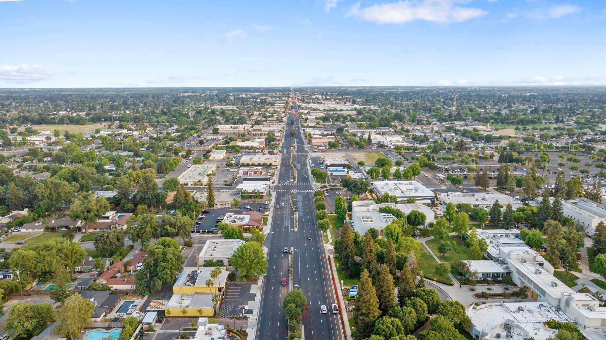 750 S Mooney Blvd, Visalia, CA 93277