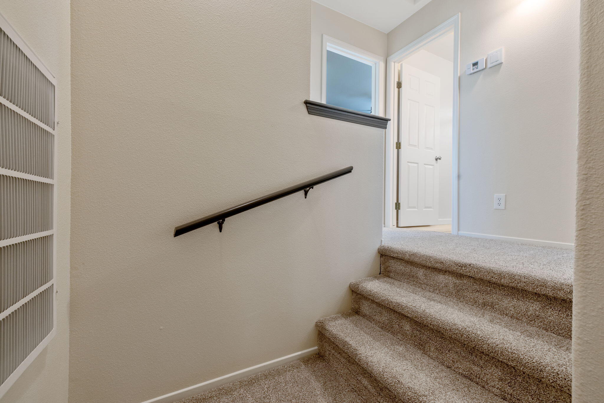 1155 Meadow Ave, Exeter, CA 93221
