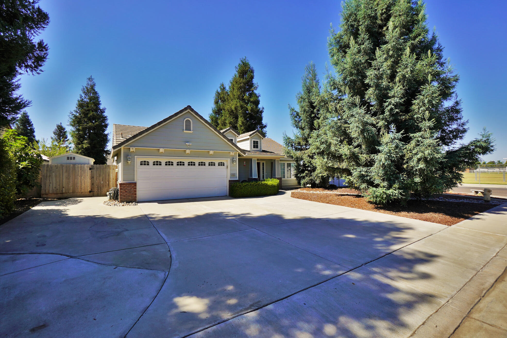 4833 W Ashland Ave, Visalia, CA 93277