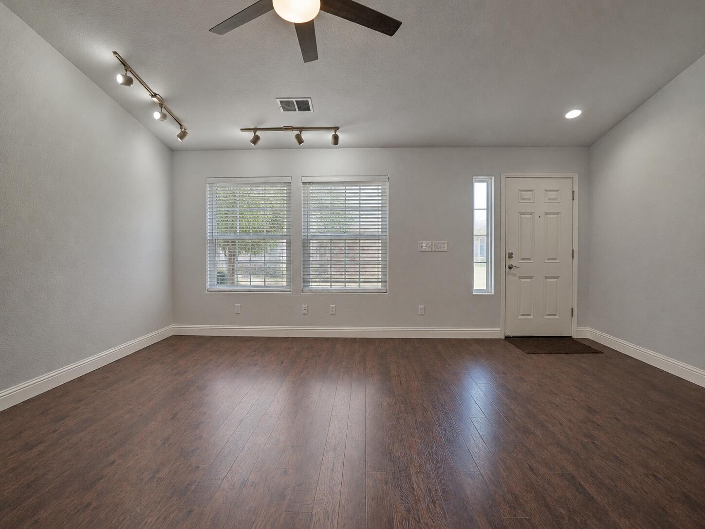 4833 W Ashland Ave, Visalia, CA 93277