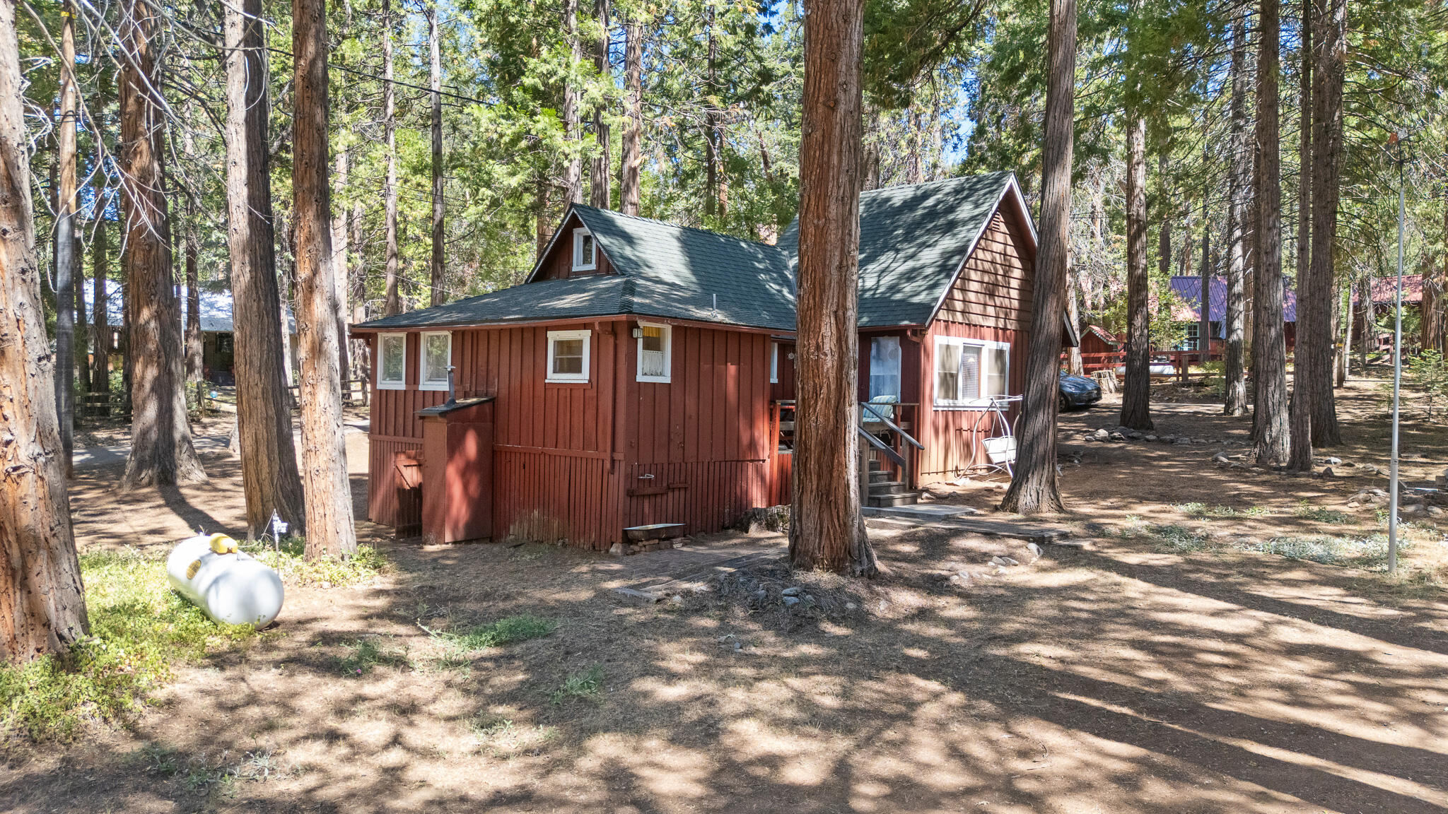 430 Mountain Dr, Springville, CA 93265