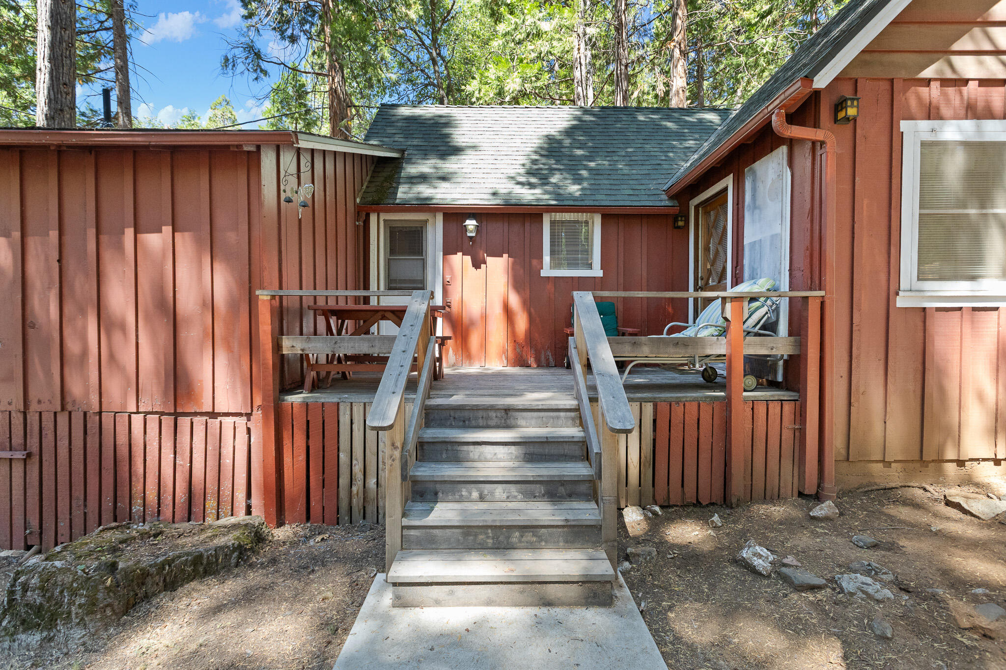 430 Mountain Dr, Springville, CA 93265