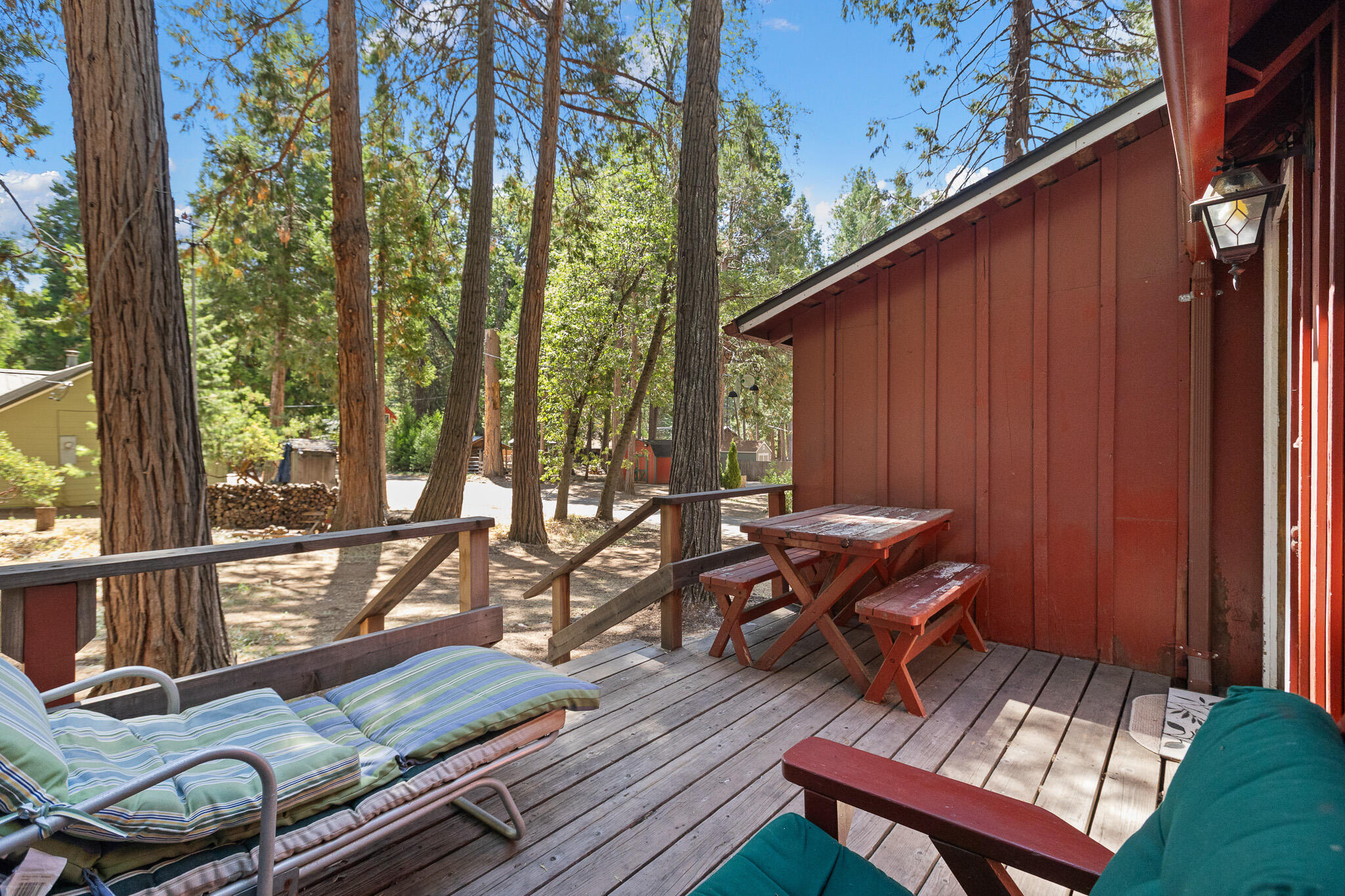 430 Mountain Dr, Springville, CA 93265