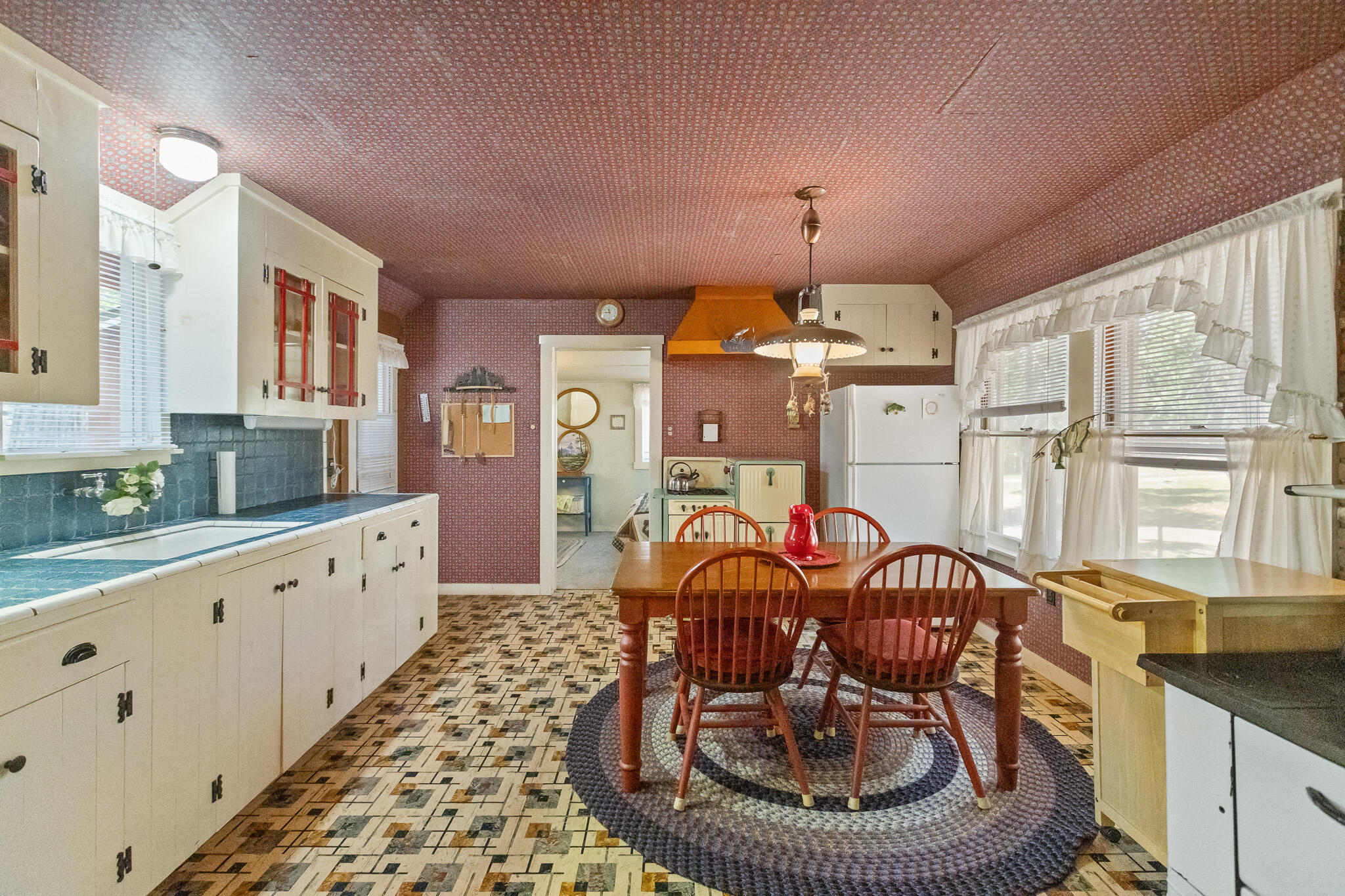430 Mountain Dr, Springville, CA 93265
