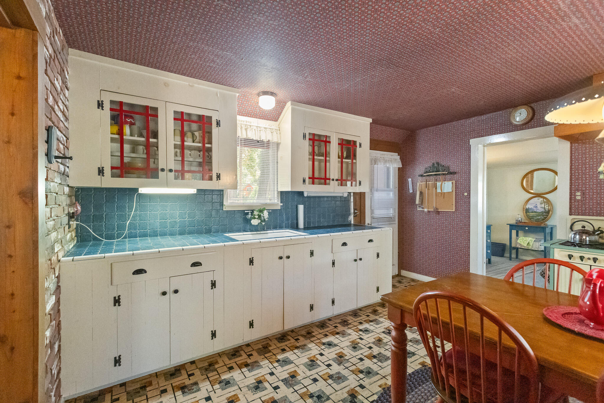 430 Mountain Dr, Springville, CA 93265