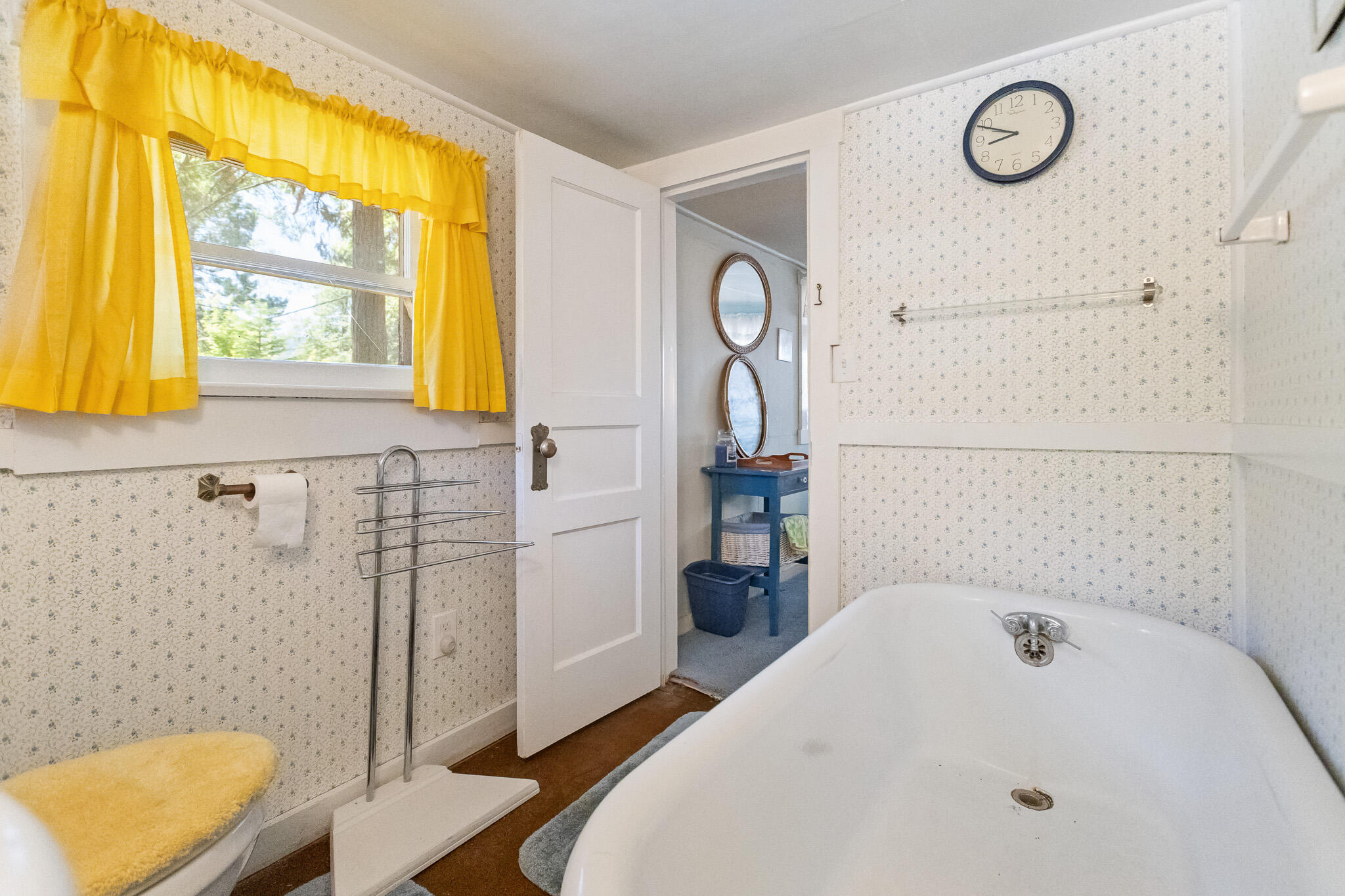 430 Mountain Dr, Springville, CA 93265