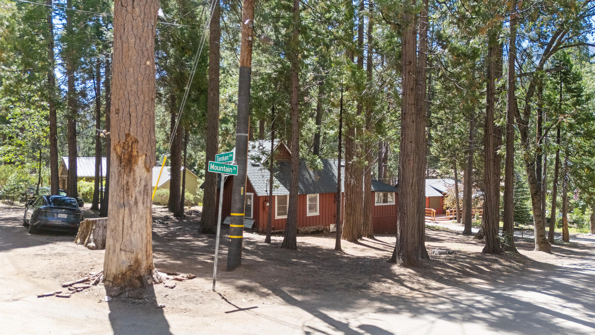 430 Mountain Dr, Springville, CA 93265