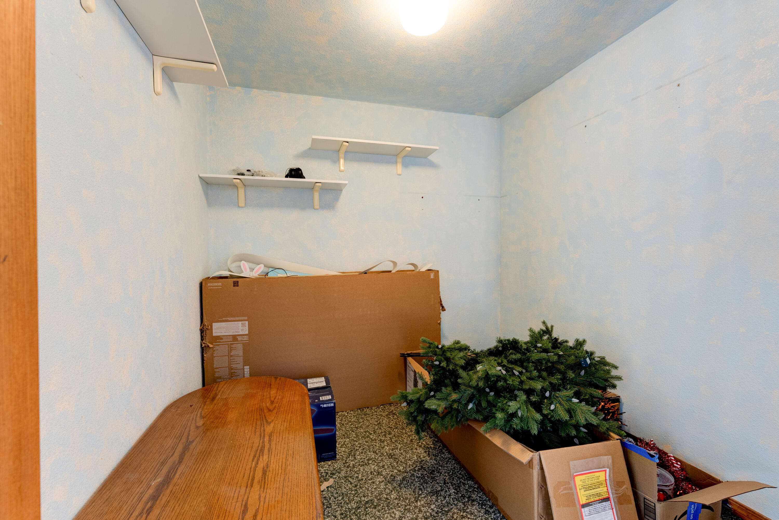 514 Balmoral Dr, Porterville, CA 93257