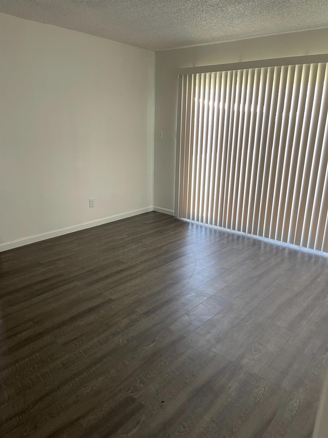 917 Sherman Ave, Corcoran, CA 93212