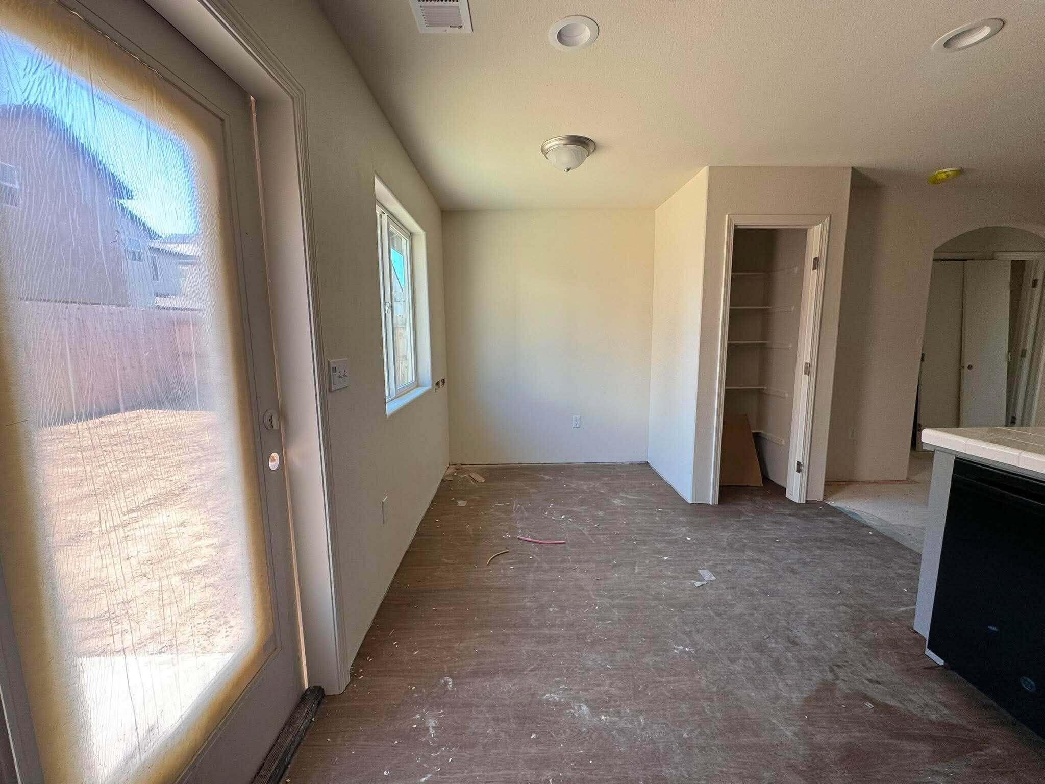 492 W Trooper, Porterville, CA 93257