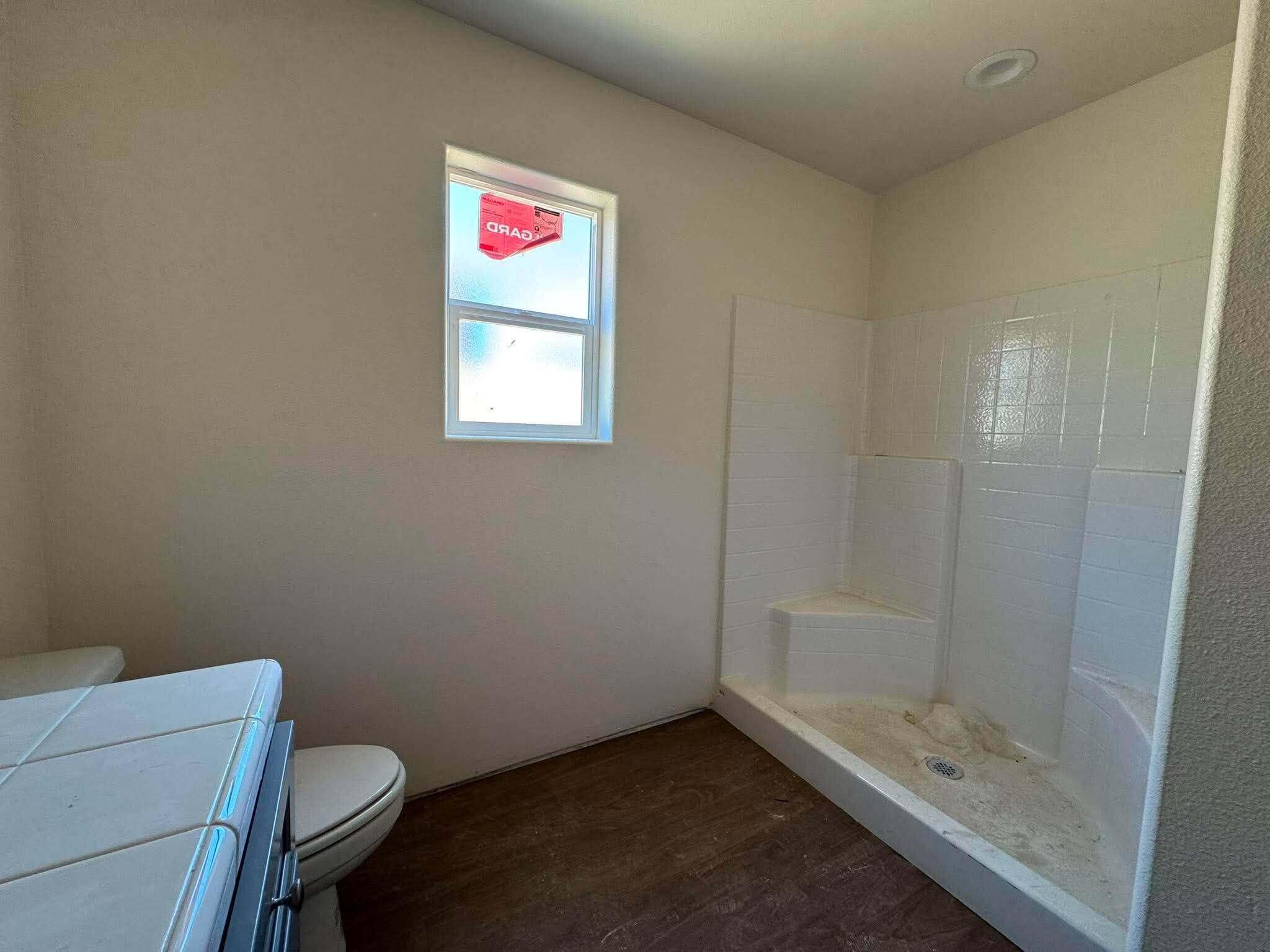 492 W Trooper, Porterville, CA 93257