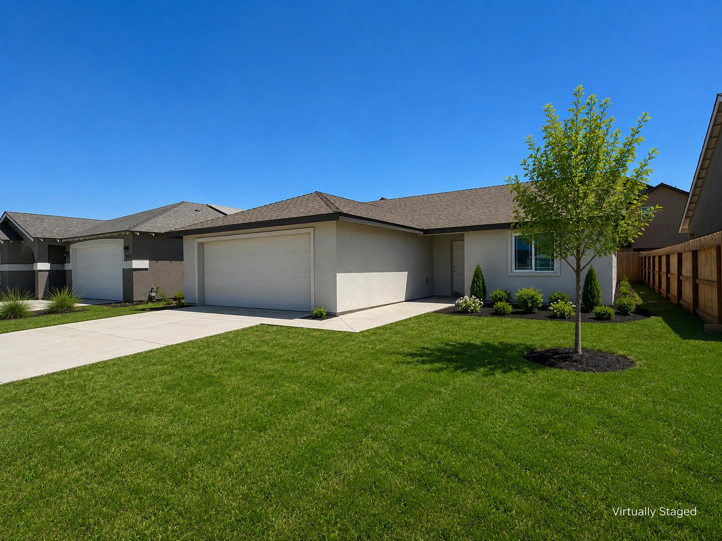 492 W Trooper, Porterville, CA 93257