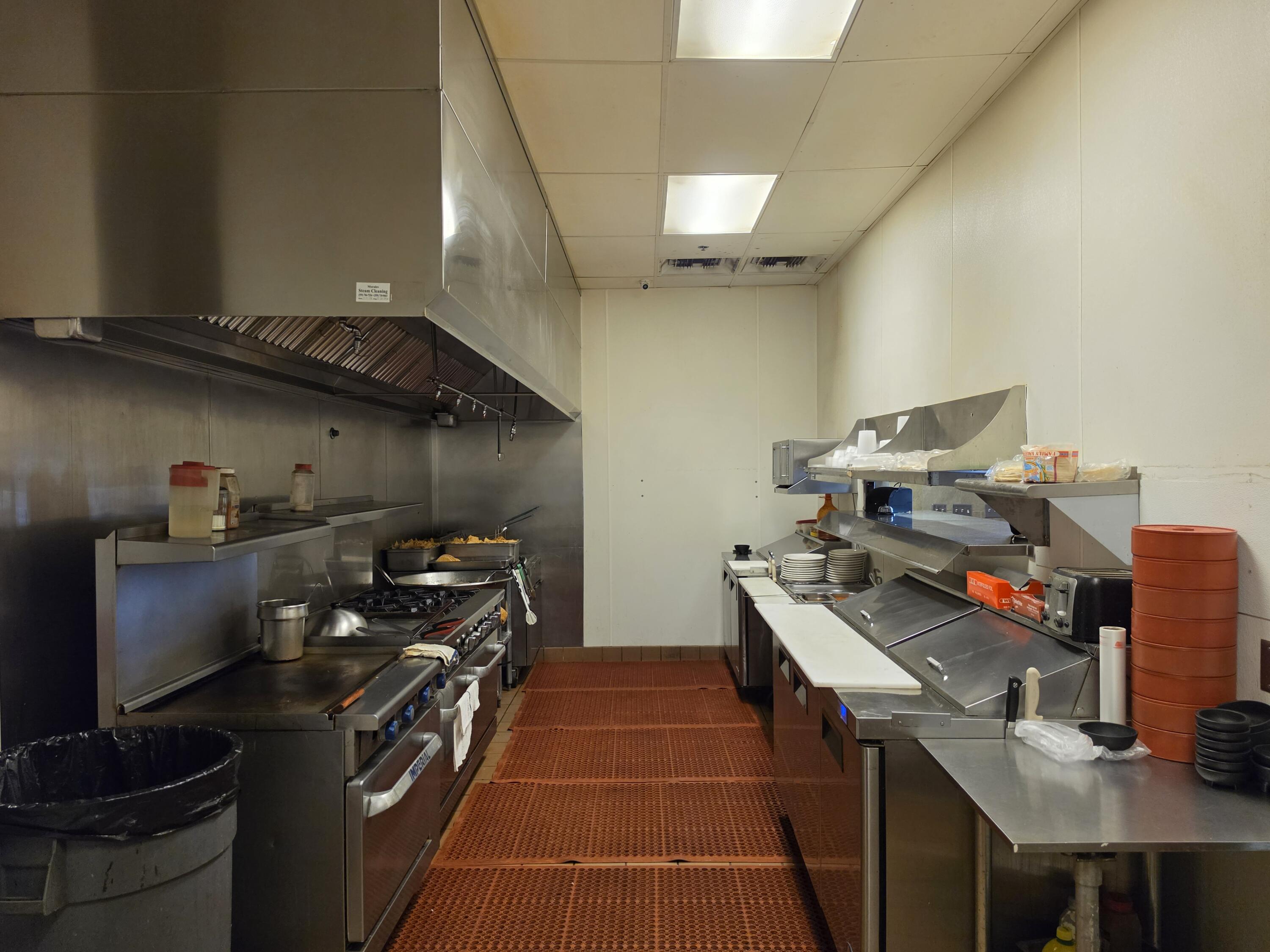 1102 W Visalia Rd #108, Exeter, CA 93221