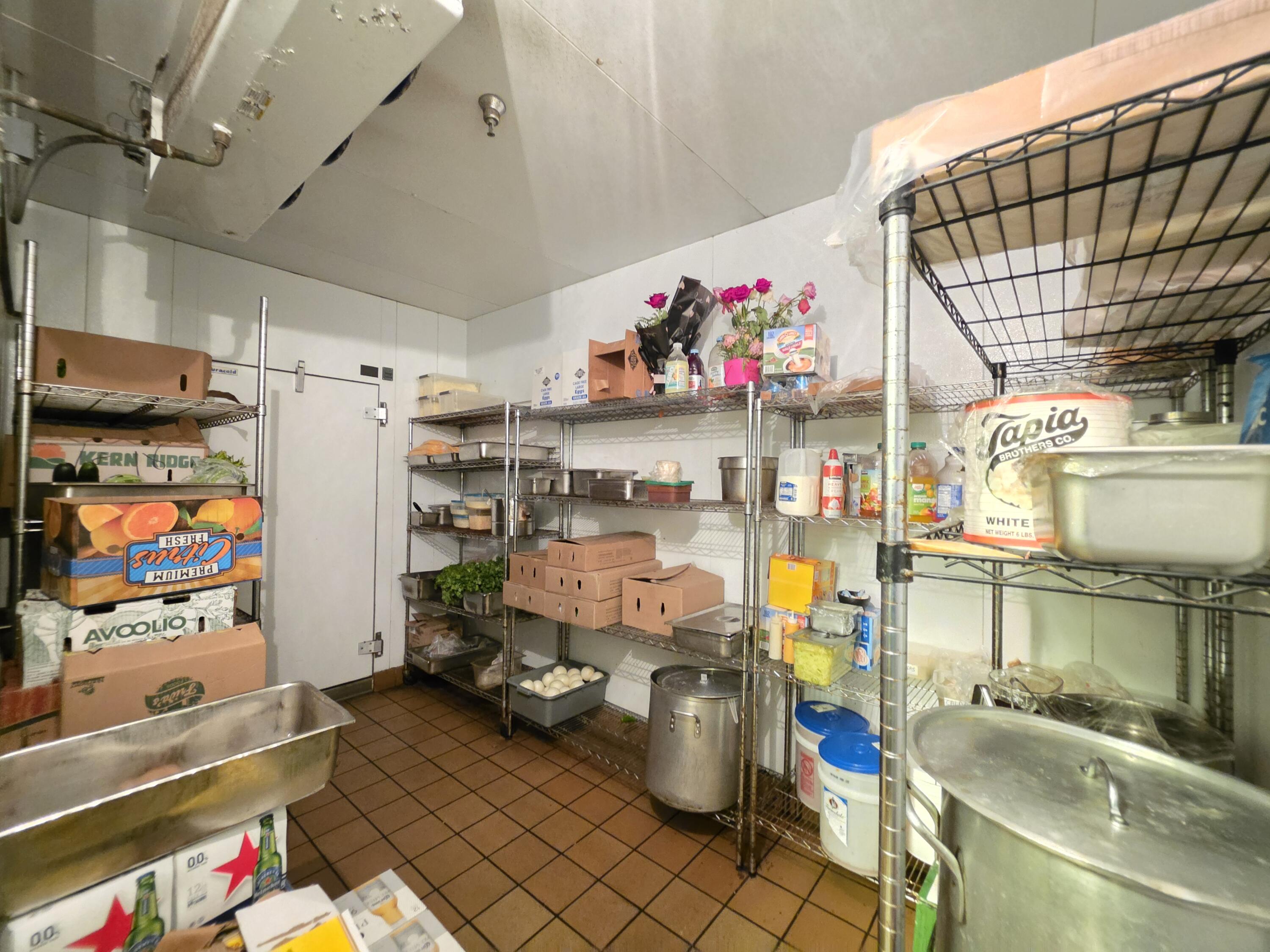 1102 W Visalia Rd #108, Exeter, CA 93221
