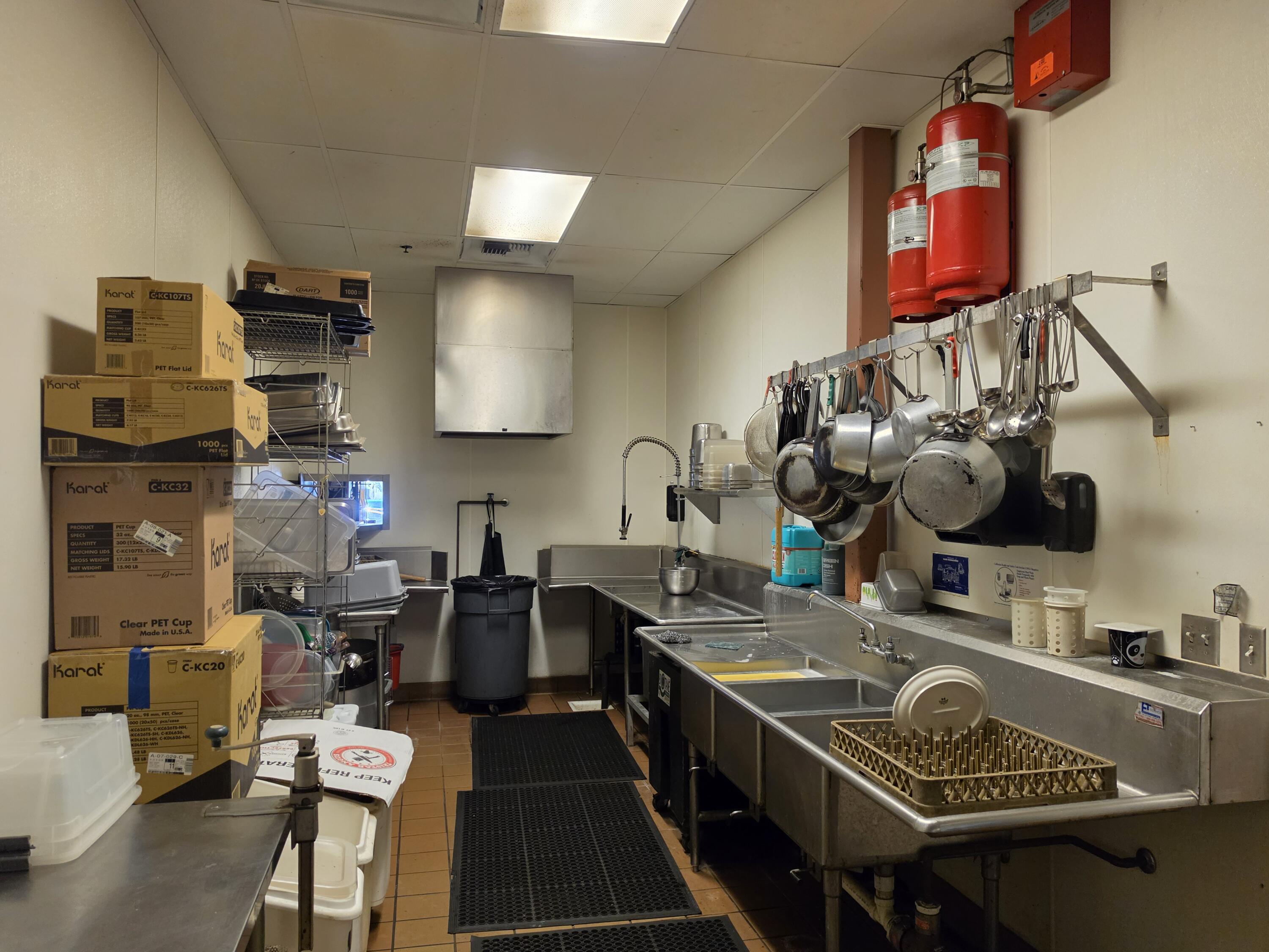 1102 W Visalia Rd #108, Exeter, CA 93221