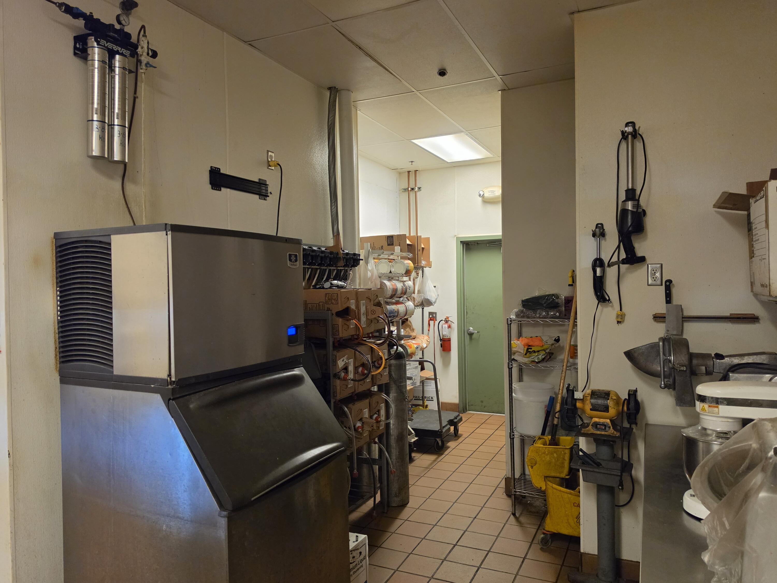 1102 W Visalia Rd #108, Exeter, CA 93221