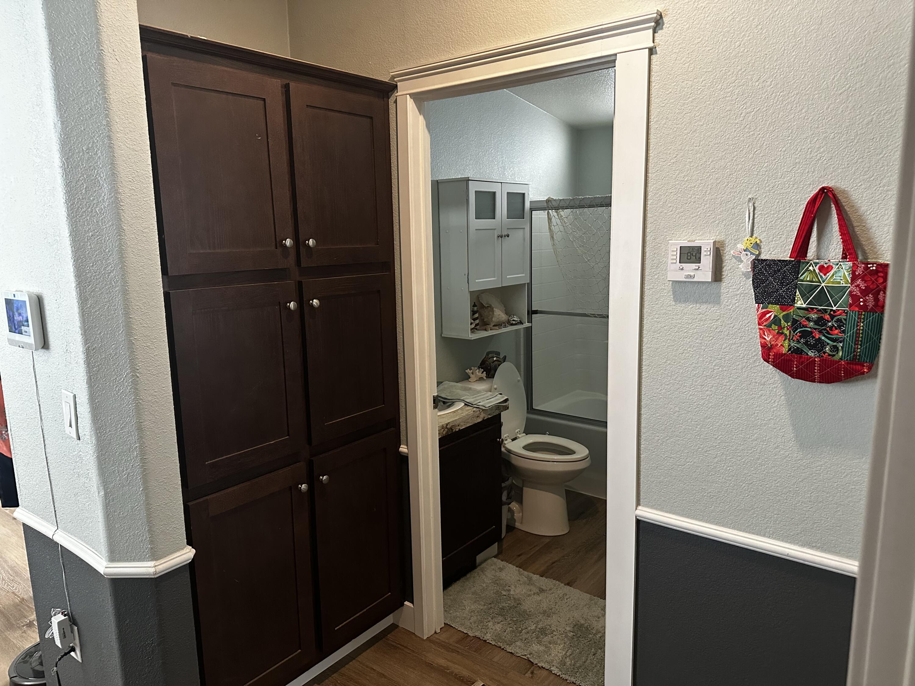 415 N Aker N Akers St, Visalia, CA 93291