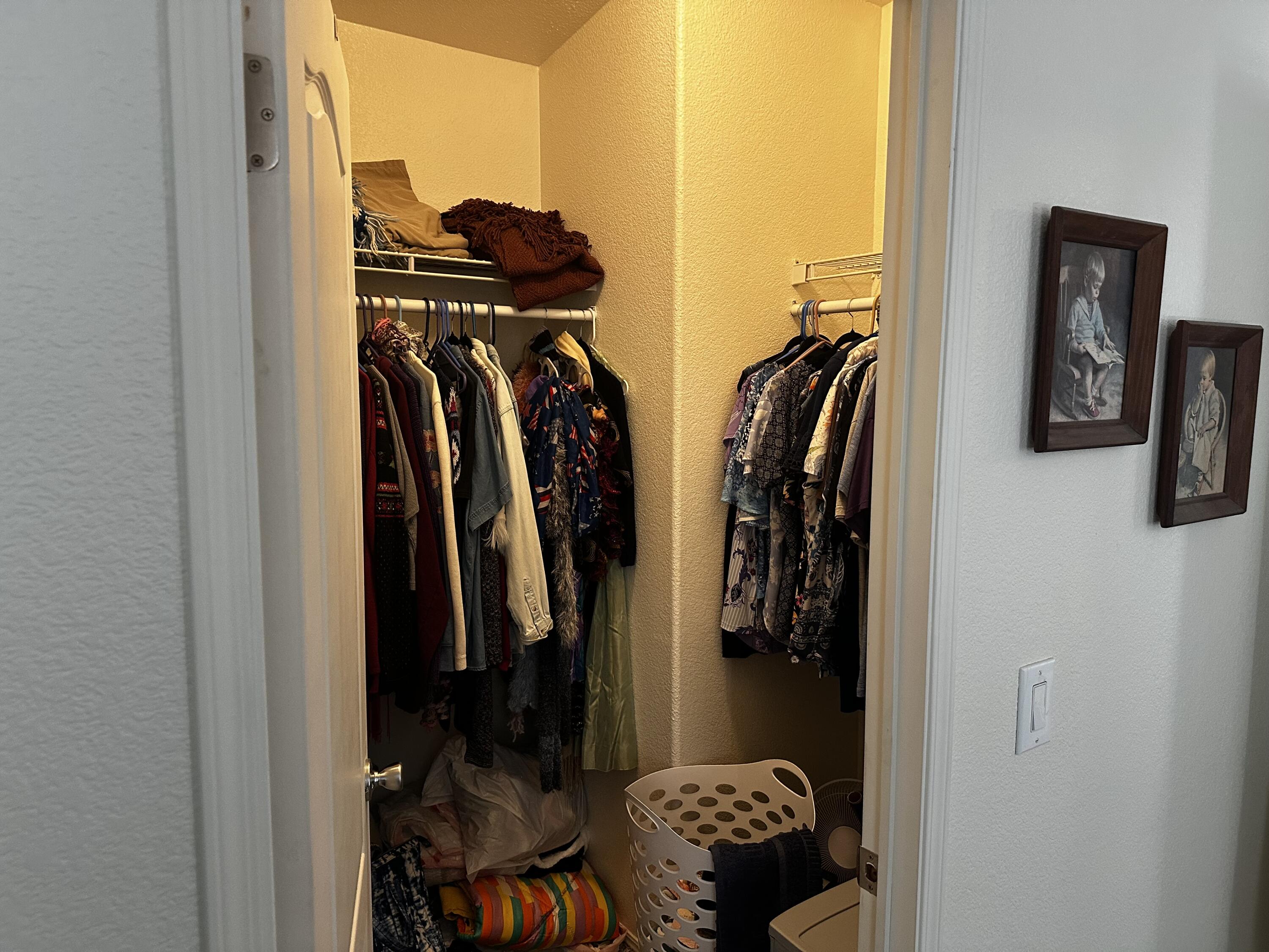 415 N Aker N Akers St, Visalia, CA 93291