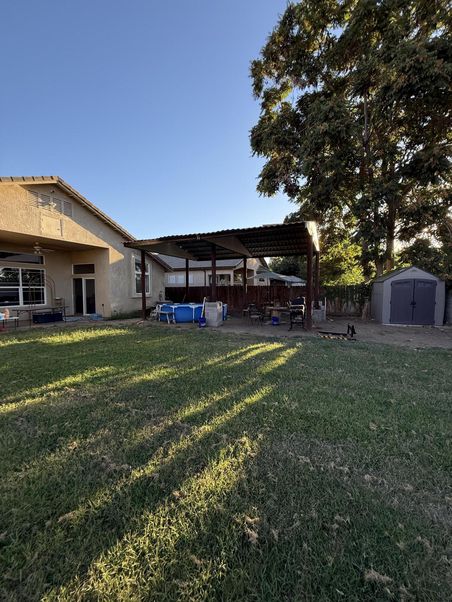 3942 E Four Creeks Ct, Visalia, CA 93292