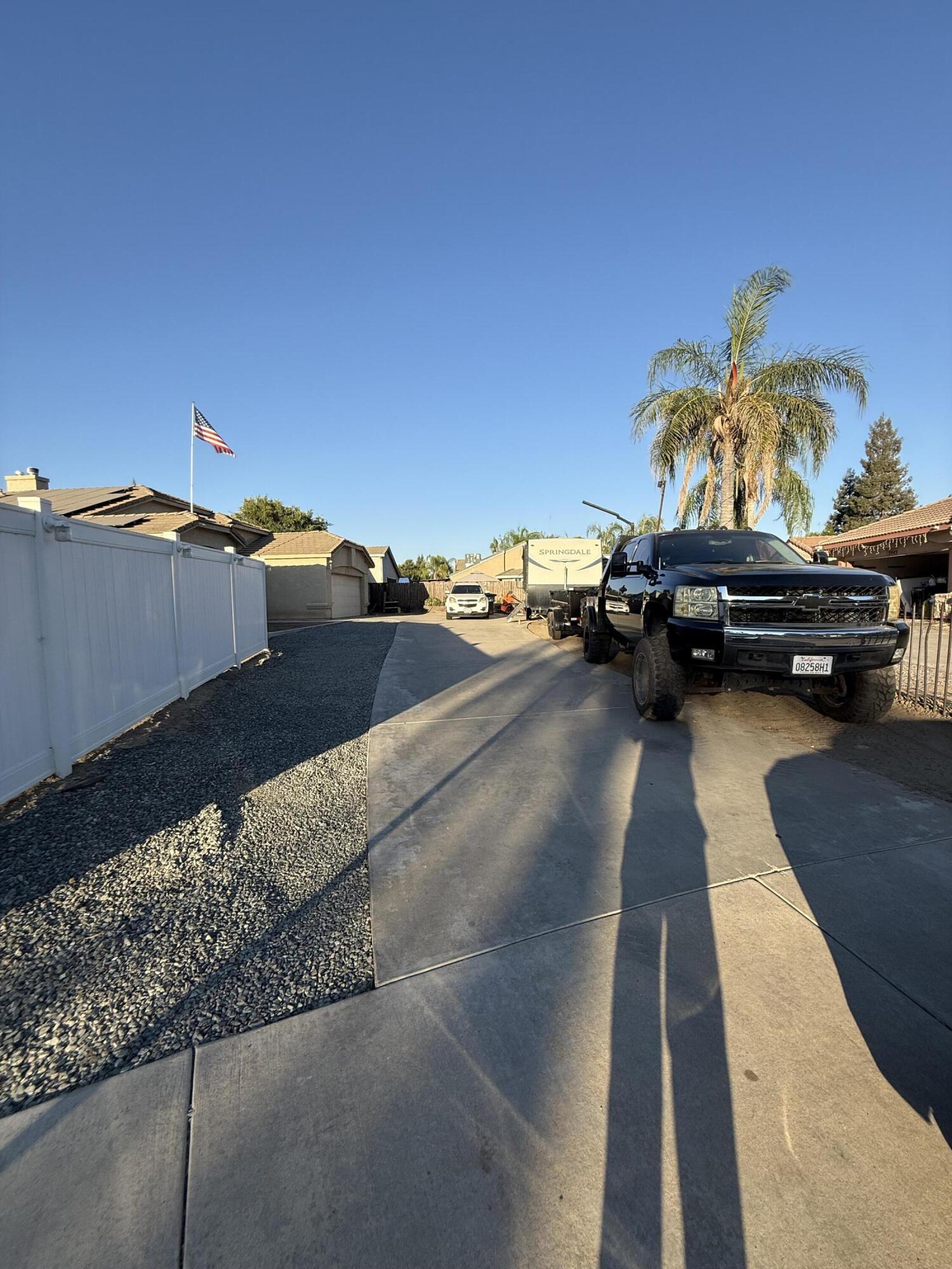 3942 E Four Creeks Ct, Visalia, CA 93292