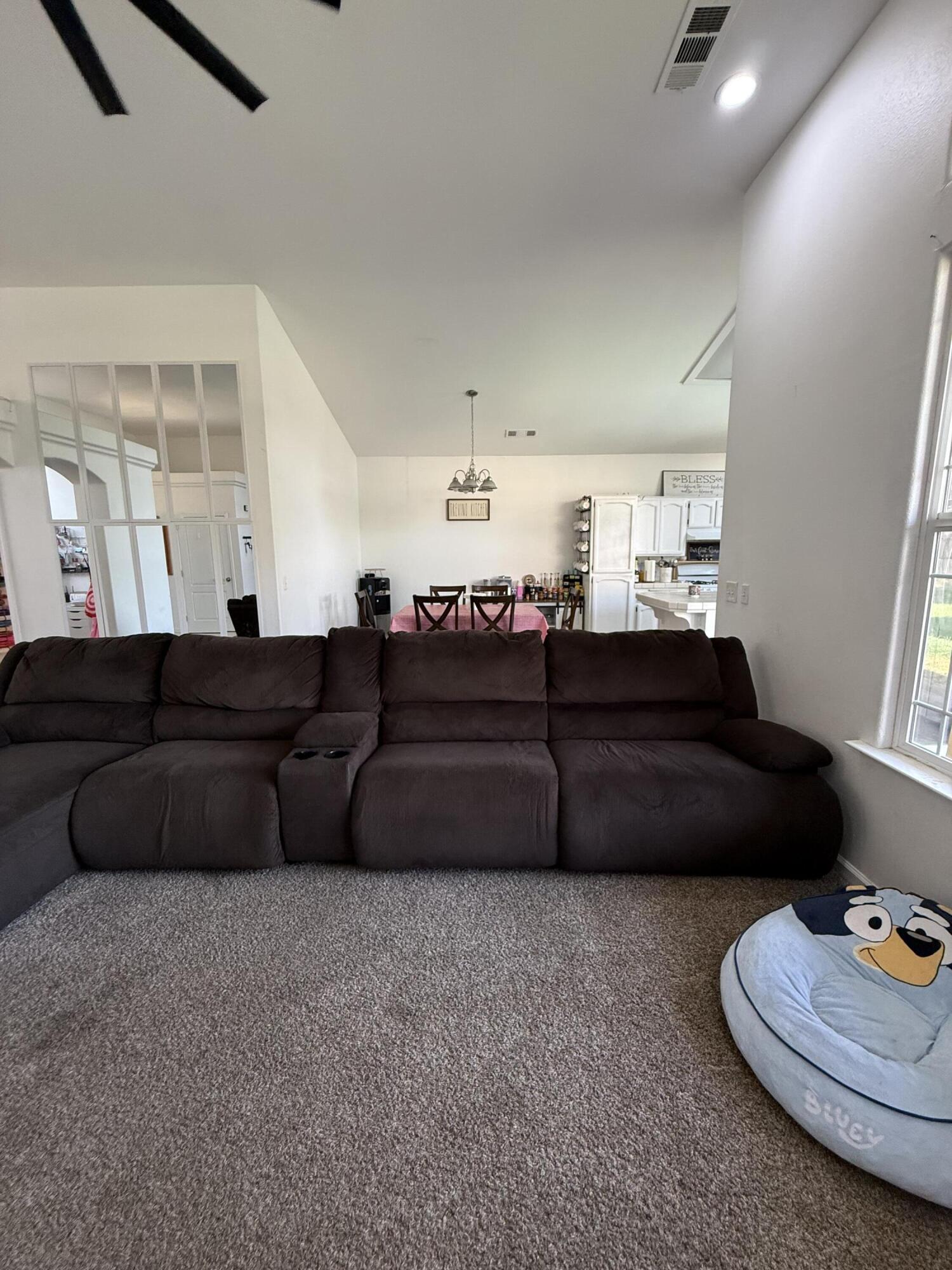 3942 E Four Creeks Ct, Visalia, CA 93292