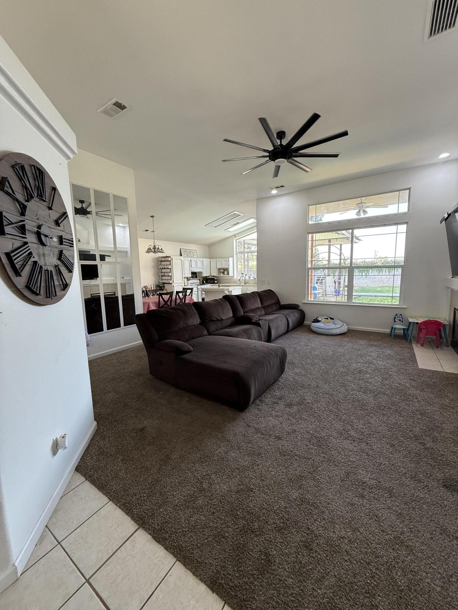 3942 E Four Creeks Ct, Visalia, CA 93292