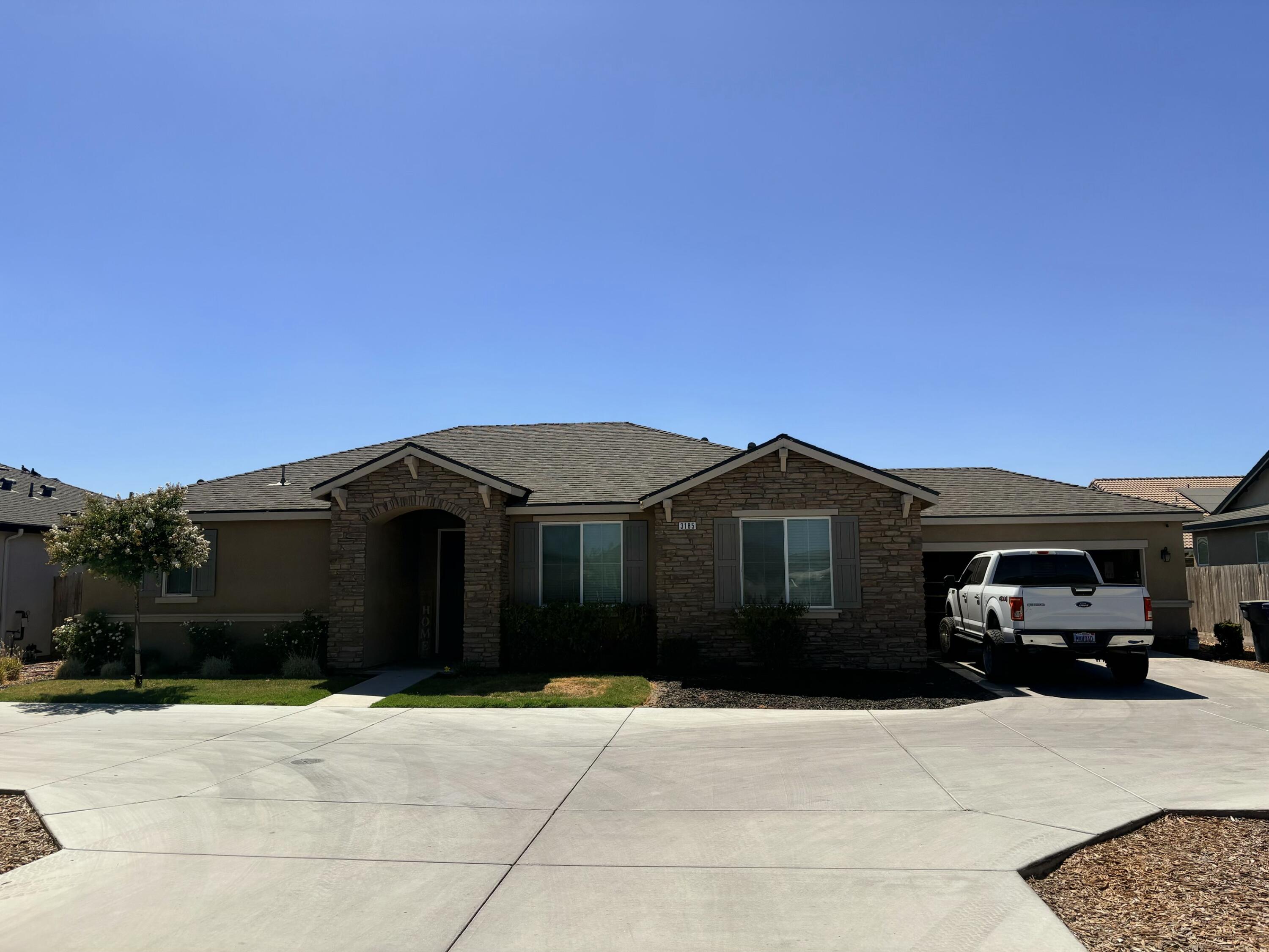 3185 Dorest St, Tulare, CA 93274