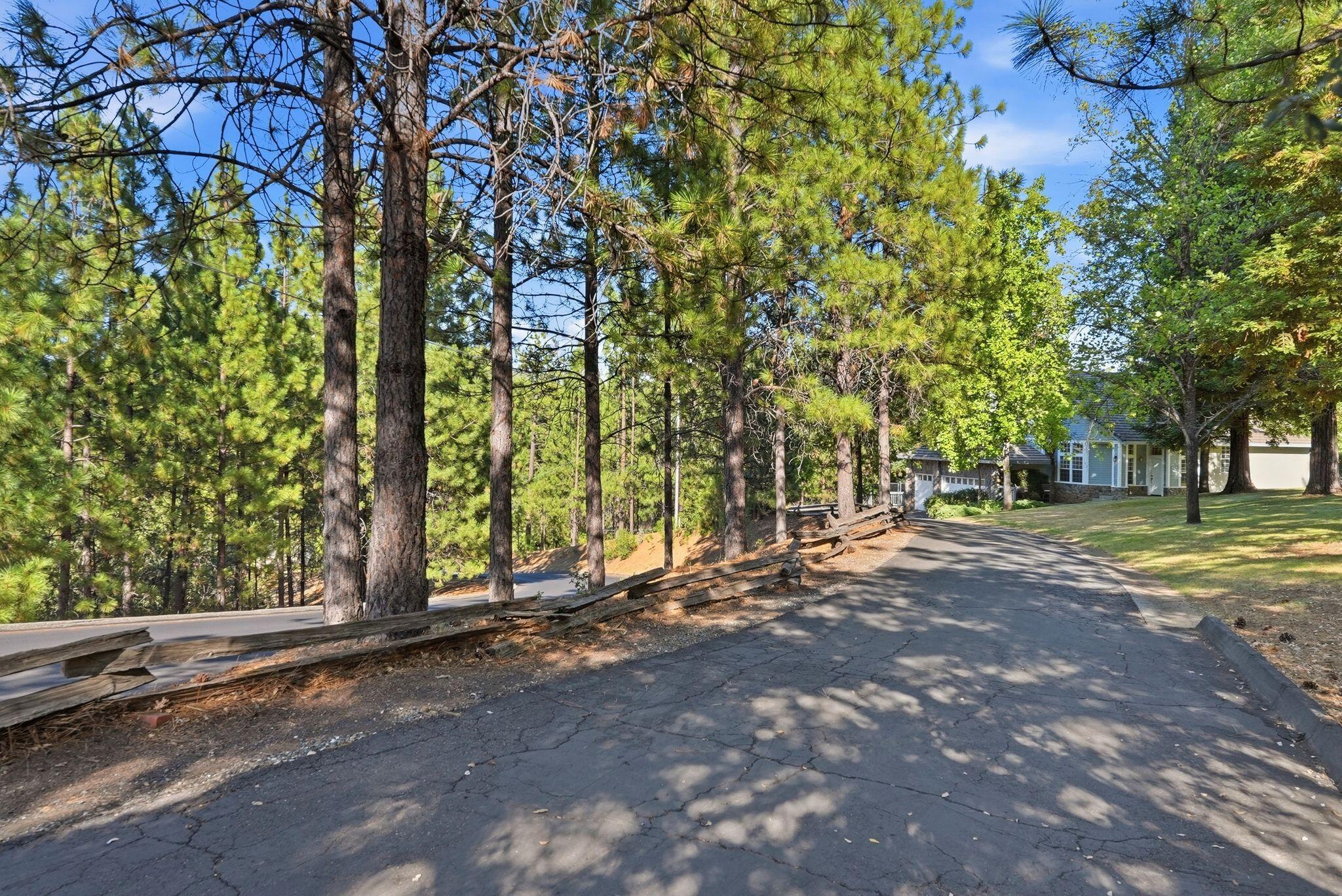1235 Naturewood Dr, Meadow Vista, CA 95722