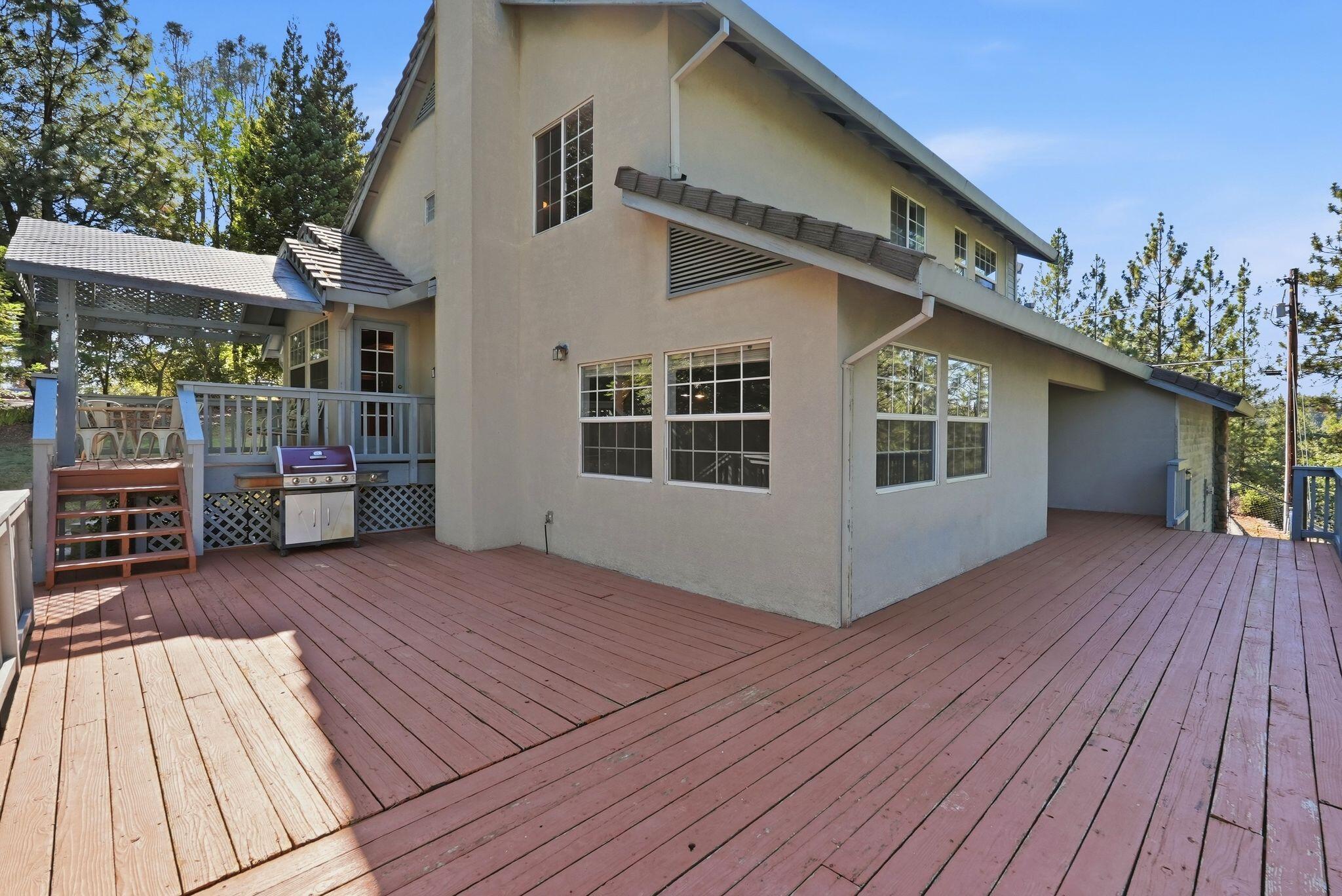 1235 Naturewood Dr, Meadow Vista, CA 95722