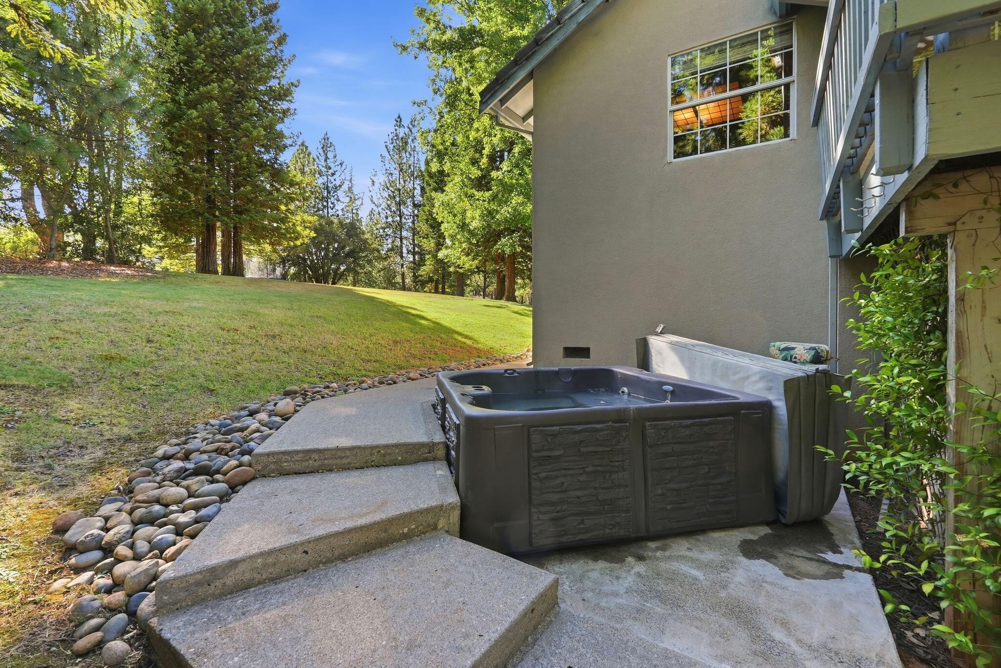 1235 Naturewood Dr, Meadow Vista, CA 95722