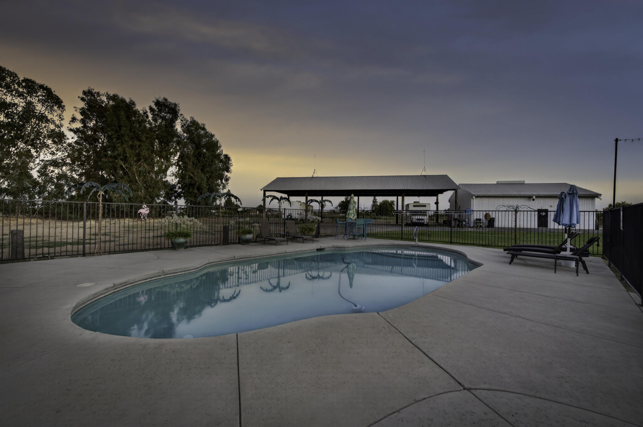 277 E Fantz Ave, Fresno, CA 93706
